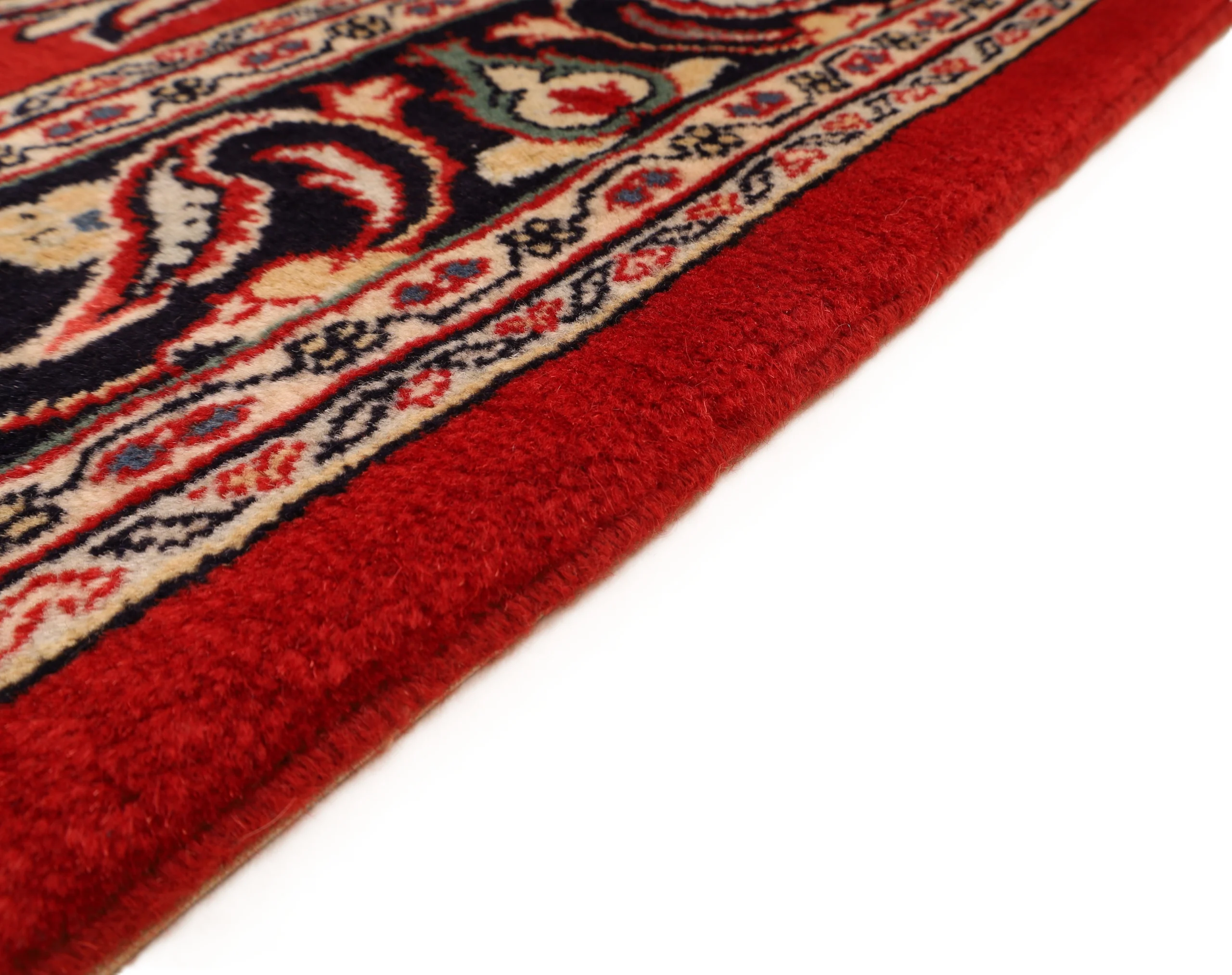 Hand-Knotted Wool Sarouk Persian Rug, 203 × 137 cm