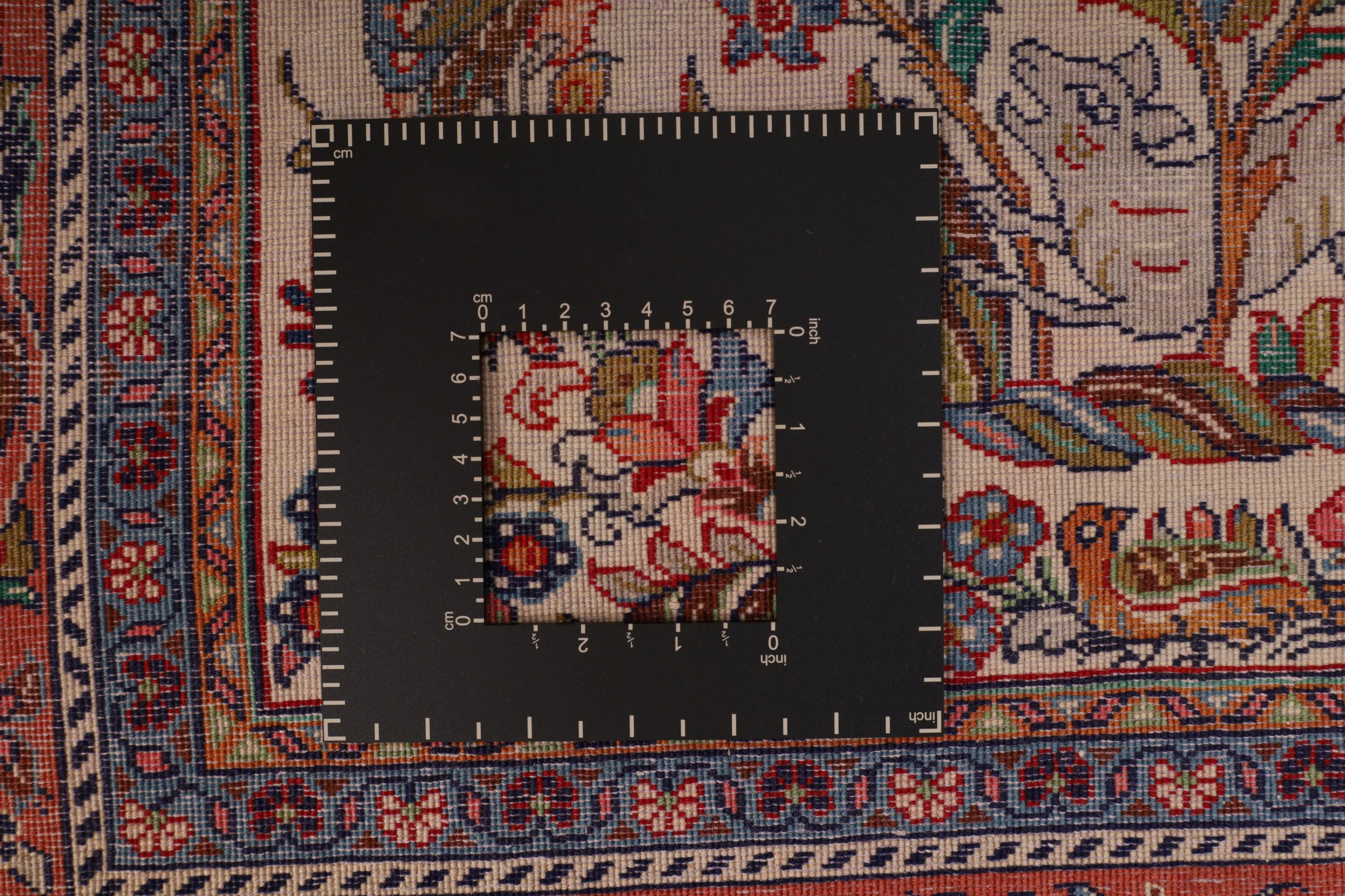 Sarouk Persian Rug — hand-knotted, 210 × 137 cm, Wool