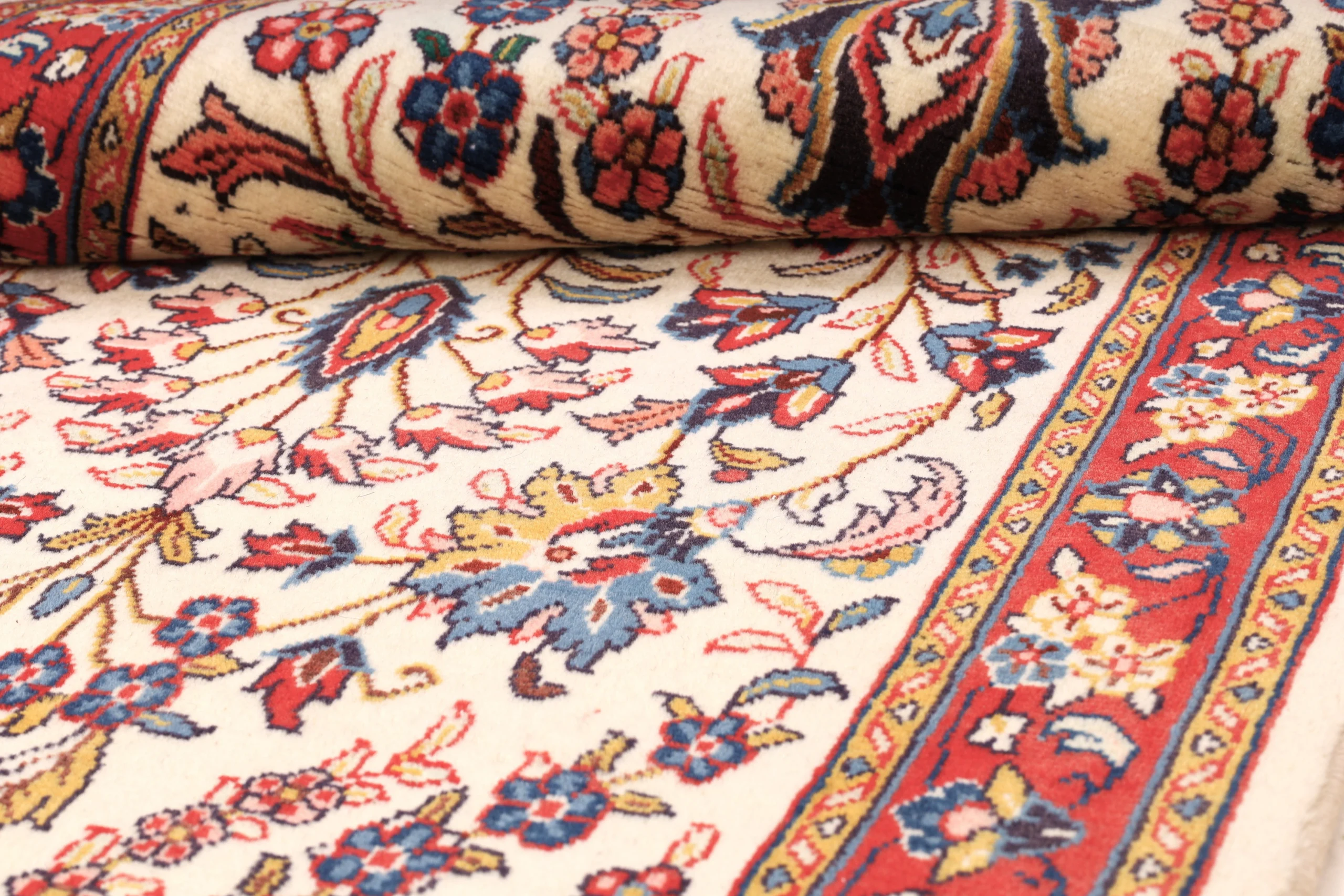 Sarouk Persian Rug 457 × 78 cm, Wool, hand-knotted