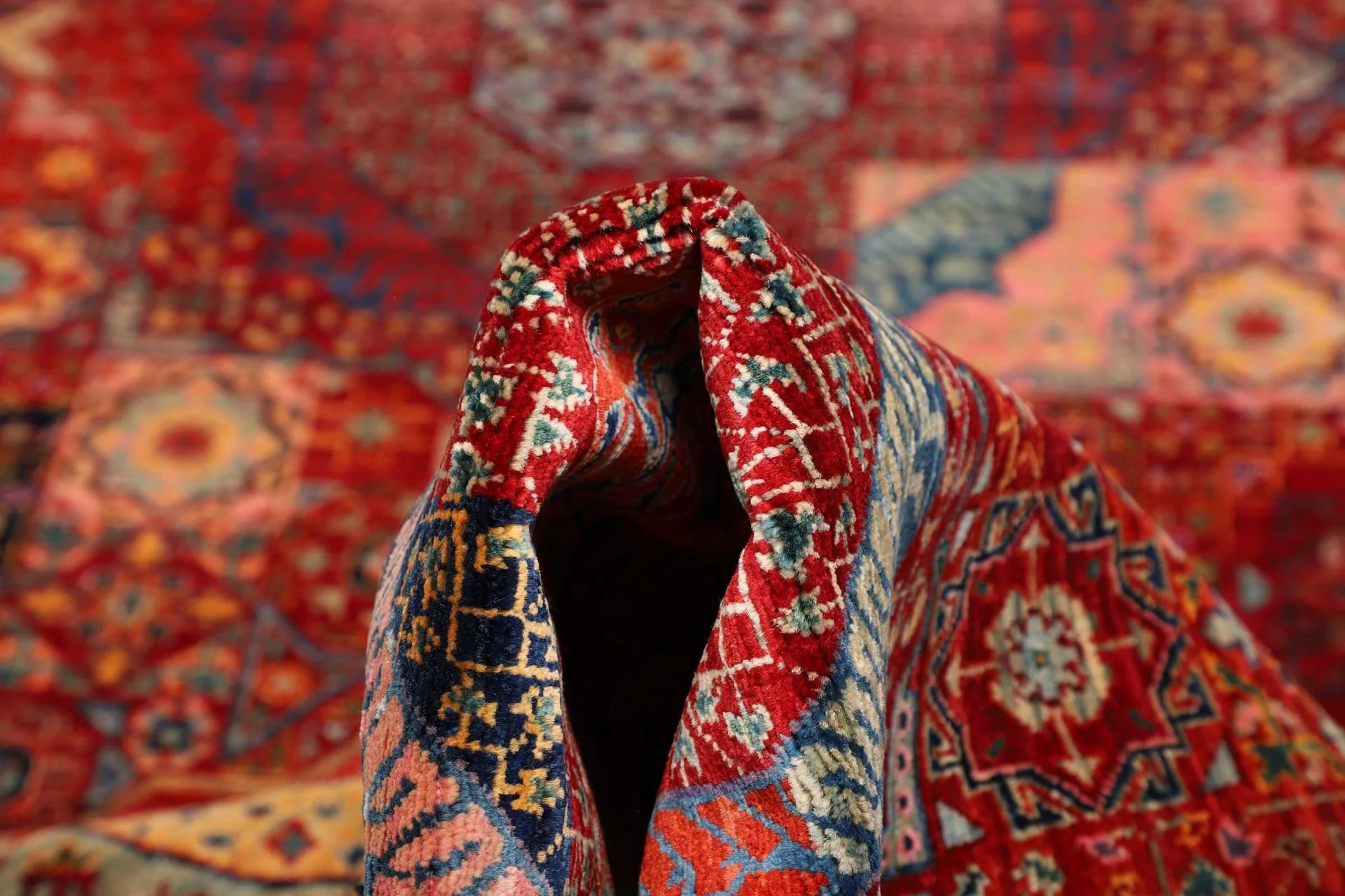 Hand-Knotted Wool Mamluk Pakistani Rug, 86 × 392 cm