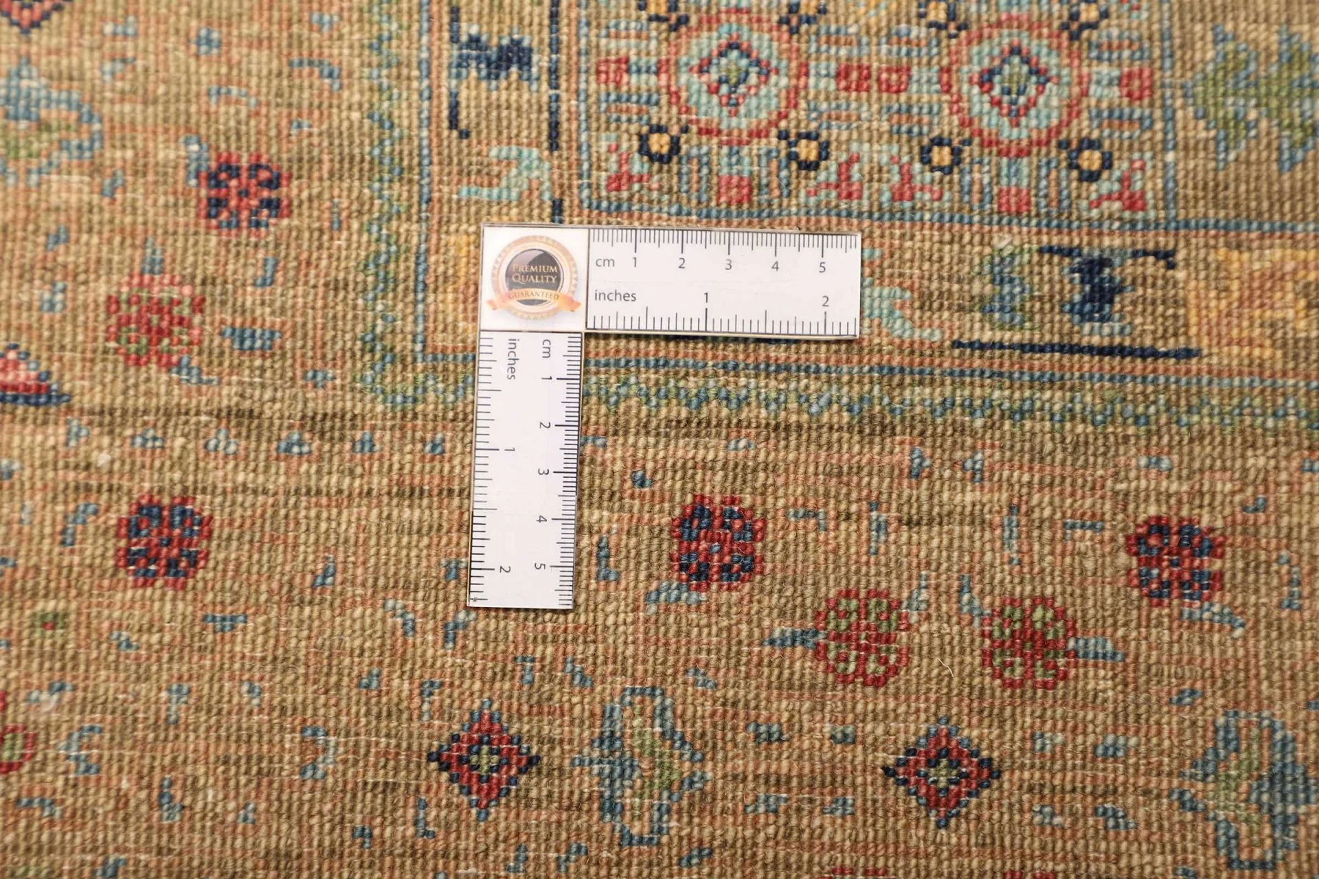 Hand-Knotted Wool Mamluk Pakistani Rug, 149 × 200 cm