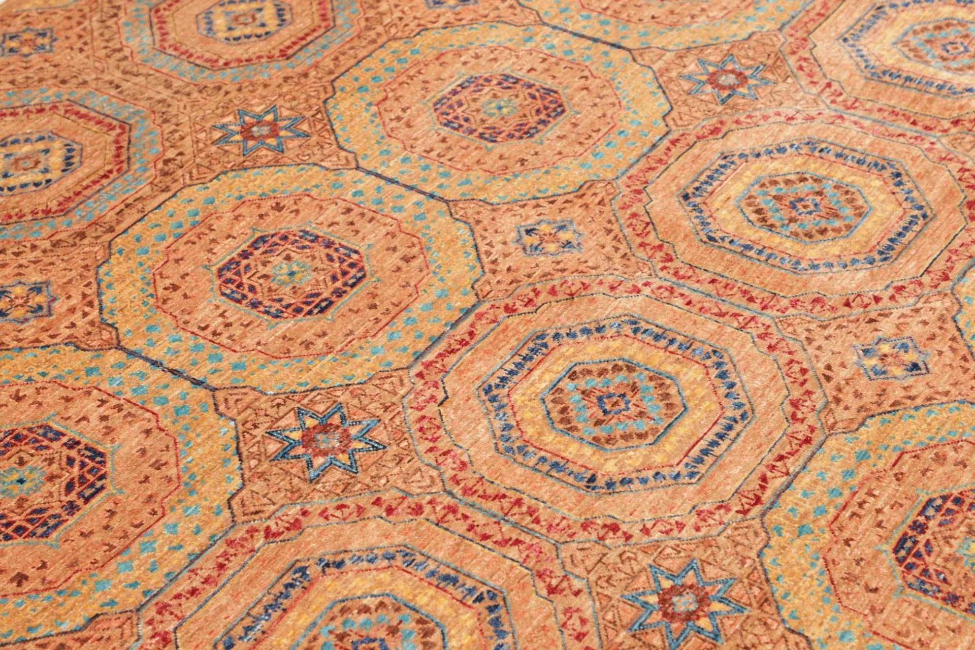 Hand-Knotted Wool Mamluk Pakistani Rug, 150 × 206 cm
