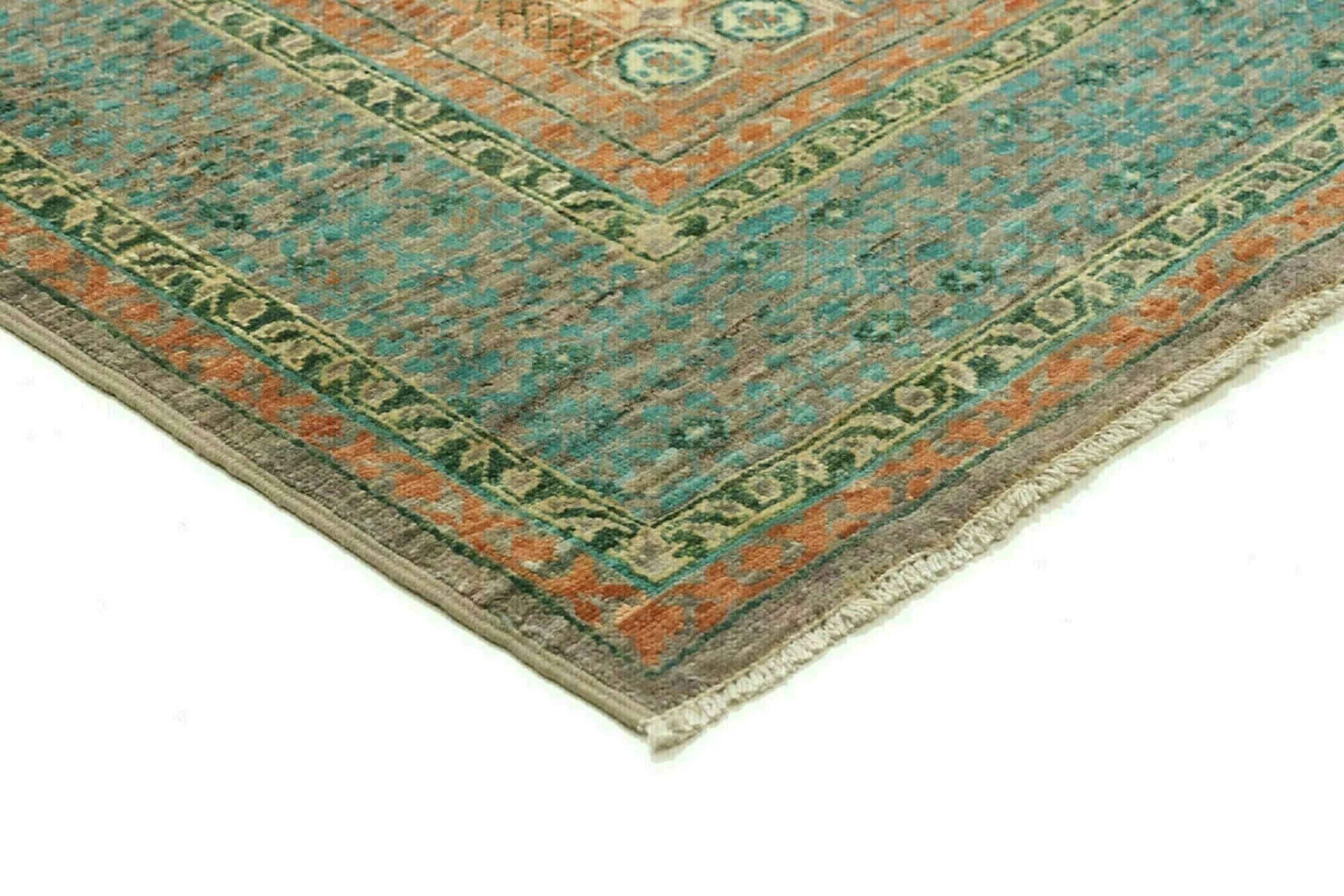 Hand-Knotted Wool Mamluk Pakistani Rug, 126 × 179 cm