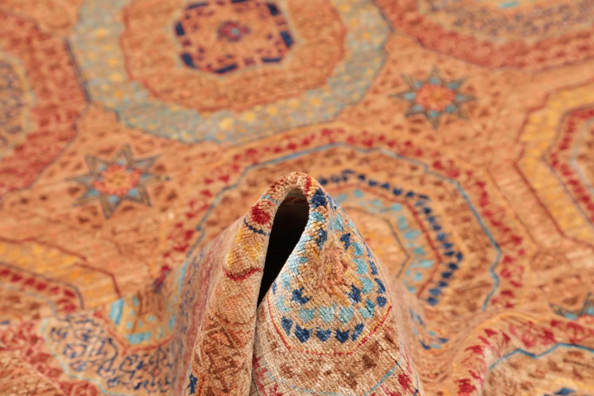 Mamluk Pakistani Rug 149 × 209 cm, Wool, hand-knotted