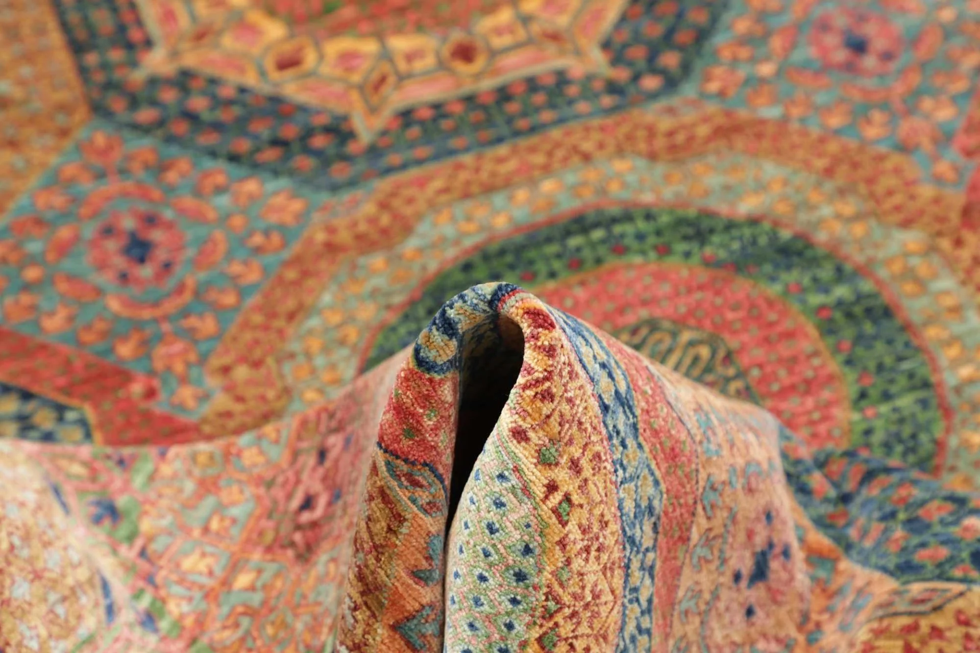 Mamluk Pakistani Rug 169 × 231 cm, Wool, hand-knotted