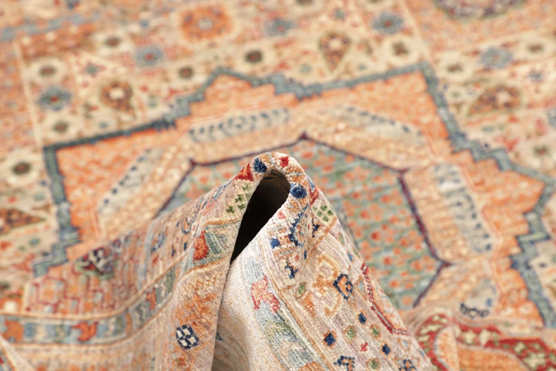 Mamluk Pakistani Rug 124 × 179 cm, Wool, hand-knotted