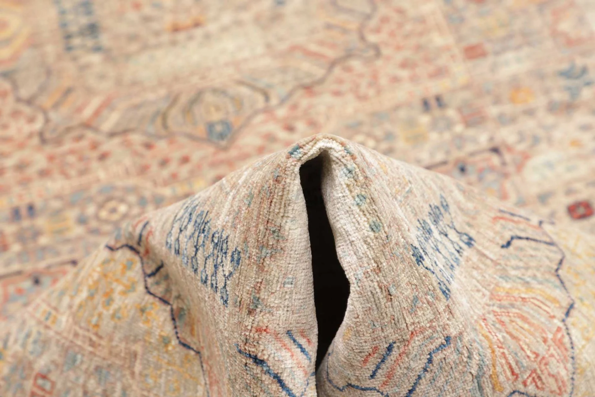 Mamluk Pakistani Rug — hand-knotted, 83 × 344 cm, Wool