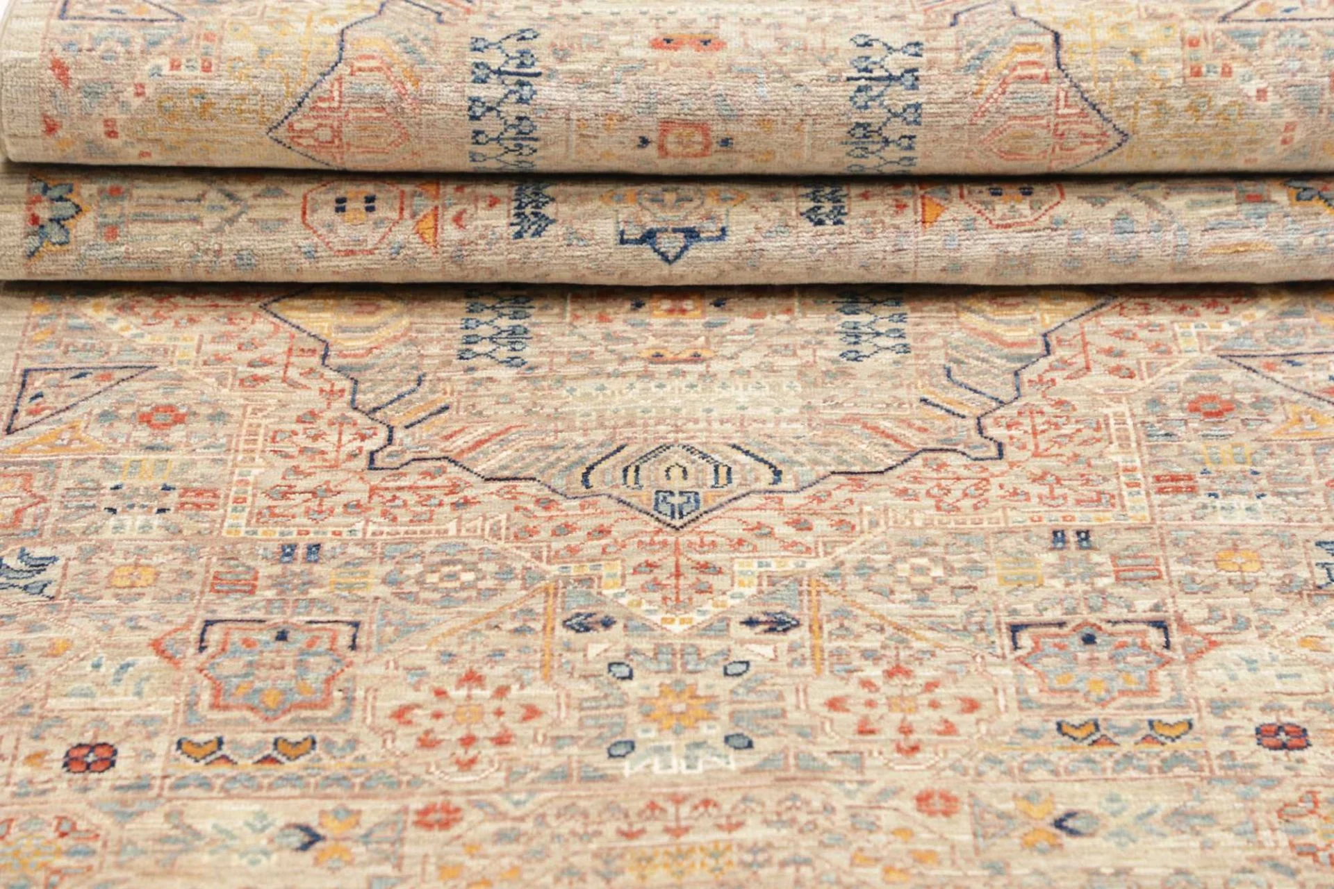 Mamluk Pakistani Rug — hand-knotted, 83 × 344 cm, Wool