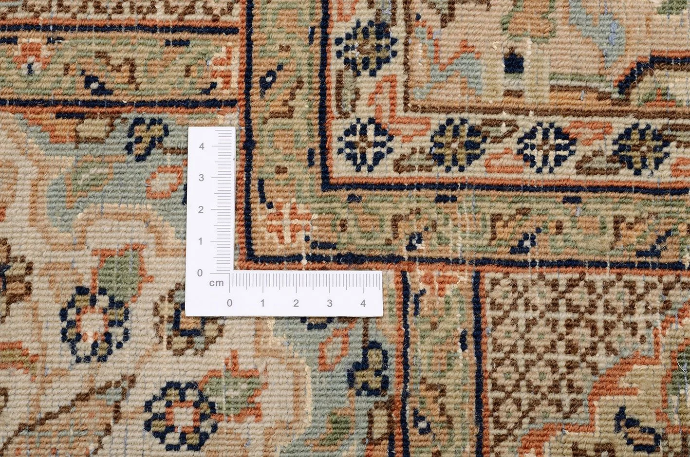 orientteppich-bachtiar-121-x-181-cm-schurwolle-handgeknupft-2 Hand-Knotted Wool Bakhtiari Indian Rug, 121 × 181 cm