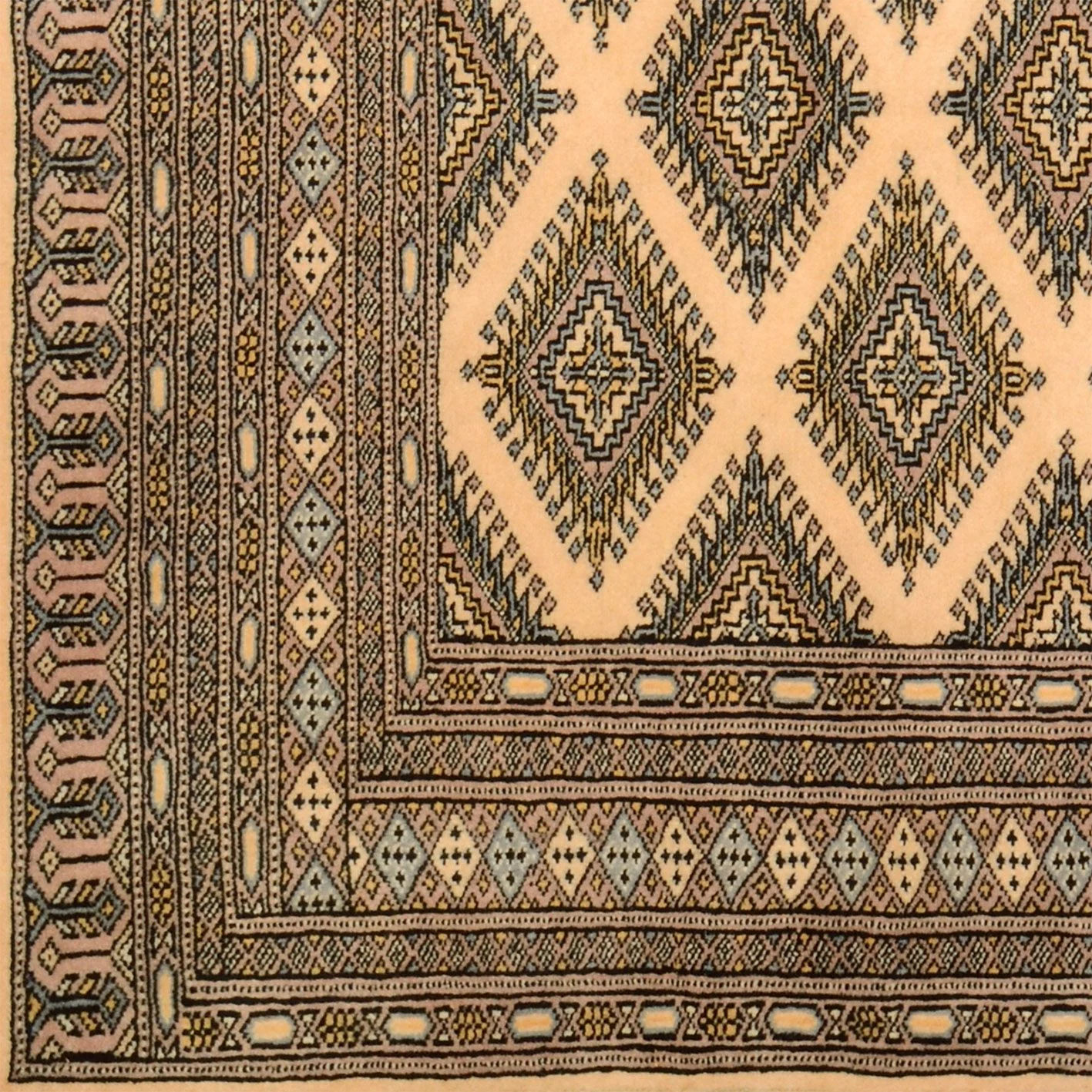 Pakistani Rug 122 × 192 cm, Wool, hand-knotted