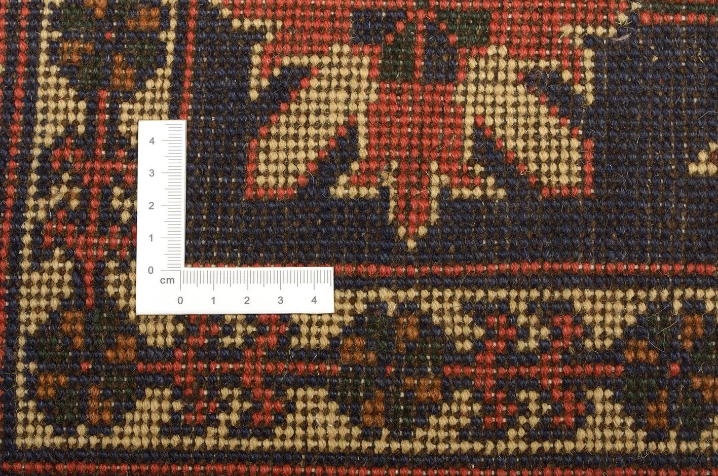 Afghan Rug — hand-knotted, 202 × 293 cm, Wool