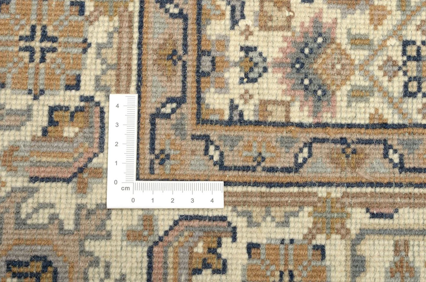 Bijar Indian Rug — hand-knotted, 124 × 183 cm, Wool