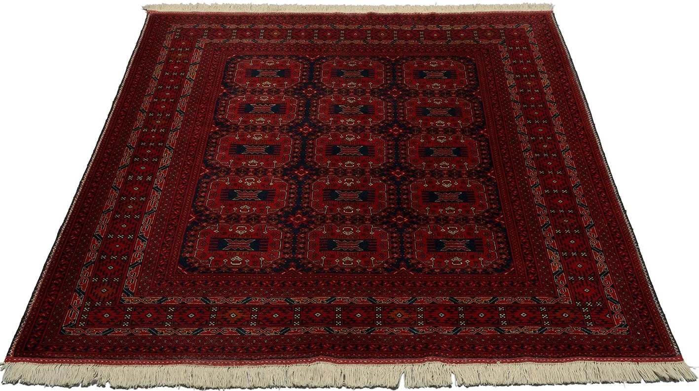 Hand-Knotted Wool Pakistani Rug, 150 × 191 cm
