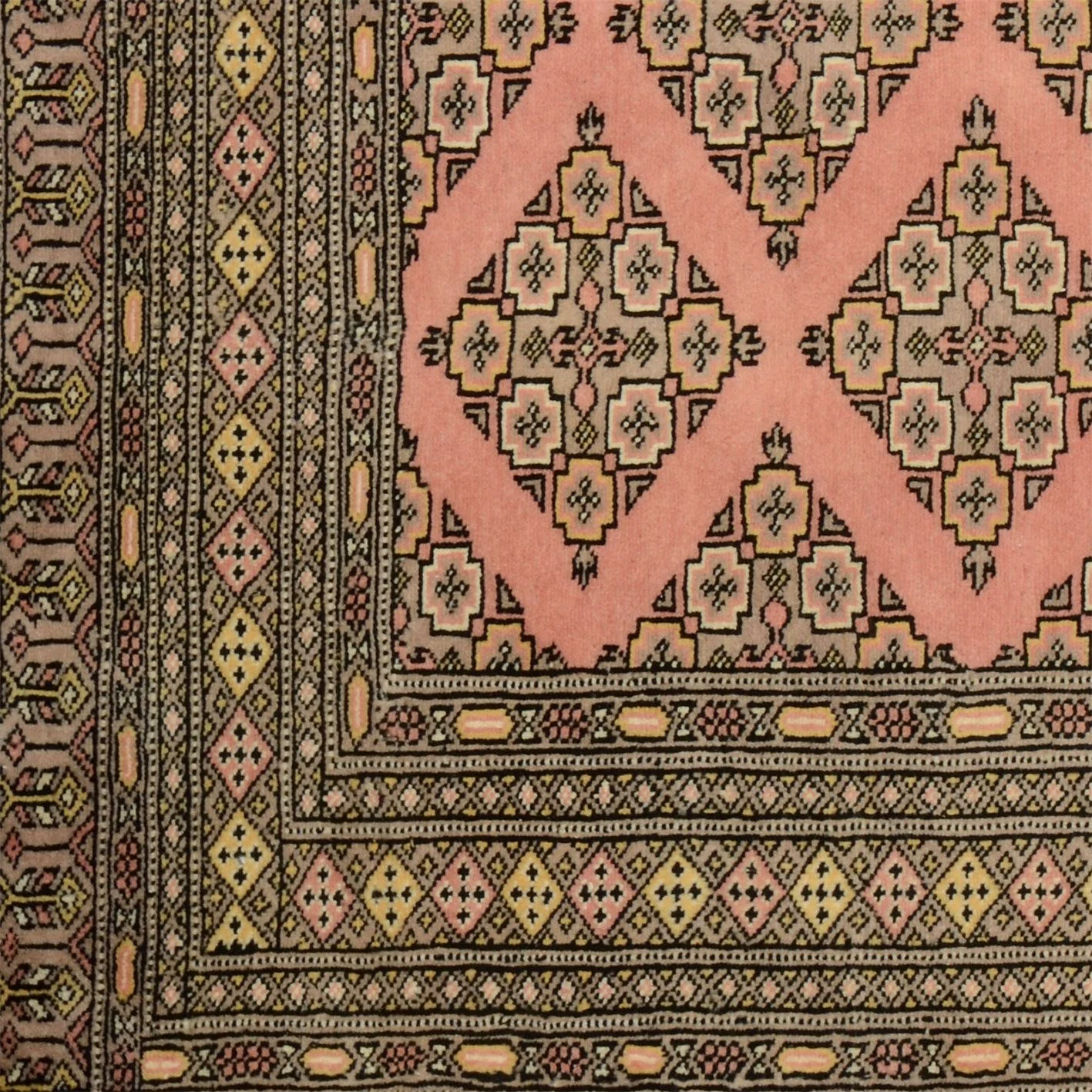 Hand-Knotted Wool Pakistani Rug, 123 × 182 cm
