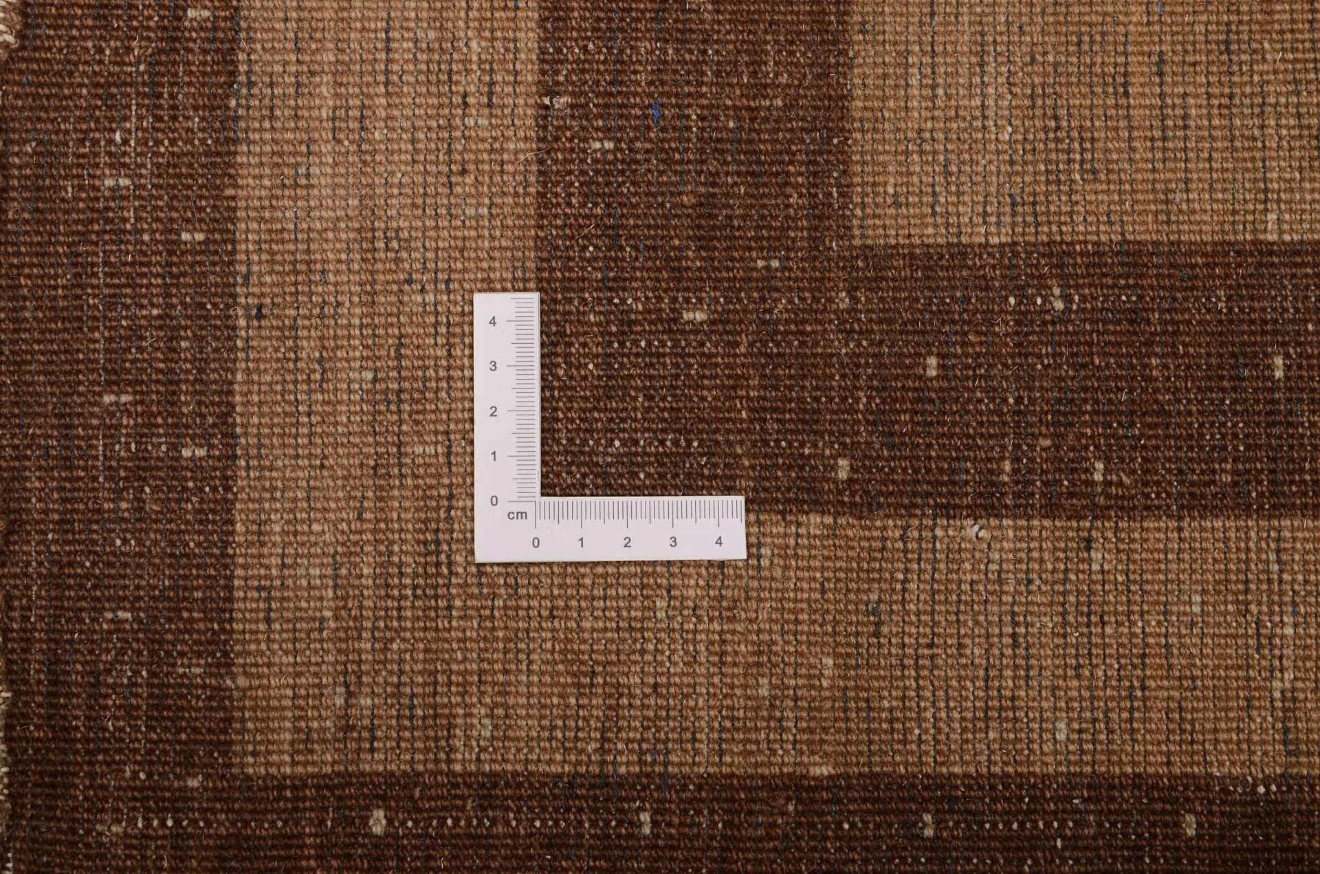Hand-Knotted Wool Loribaft Indian Rug, 119 × 178 cm