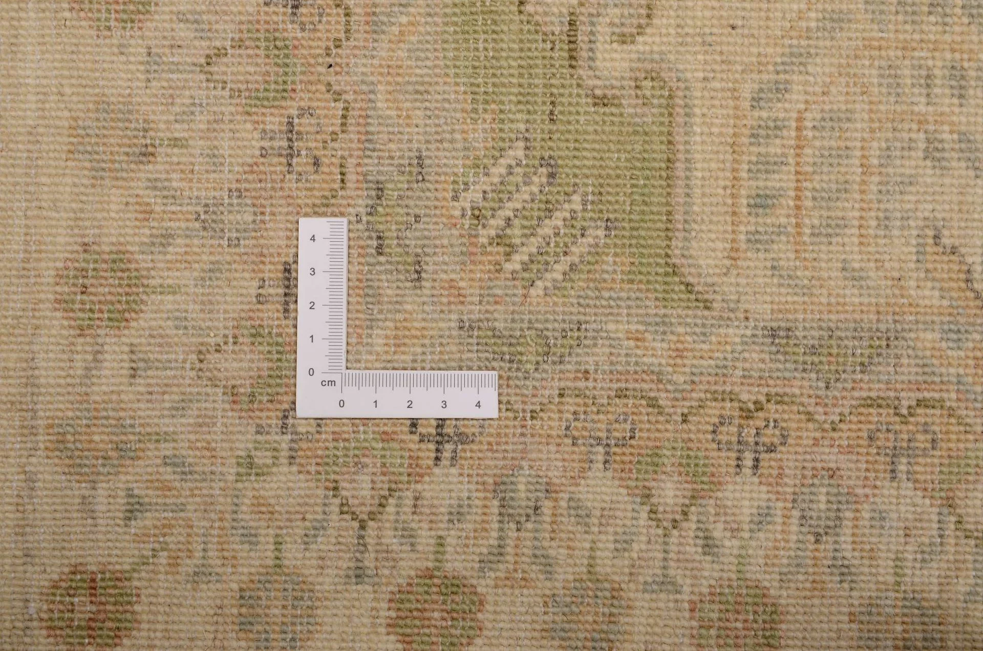 Ziegler Pakistani Rug — hand-knotted, 123 × 176 cm, Wool