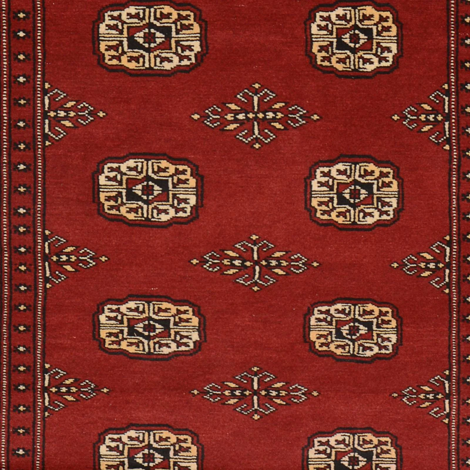 Pakistani Rug — hand-knotted, 120 × 176 cm, Wool