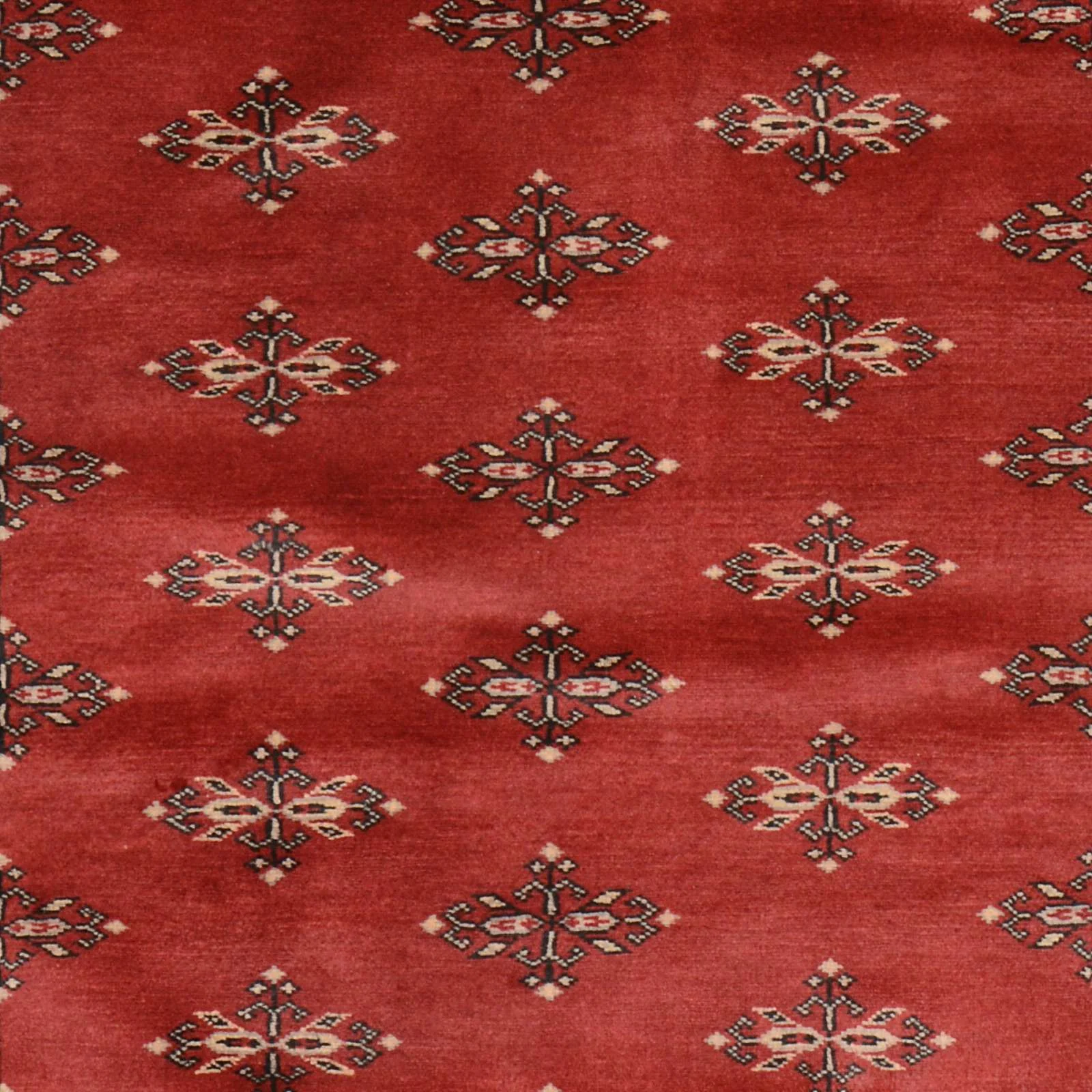 Hand-Knotted Wool Pakistani Rug, 121 × 180 cm