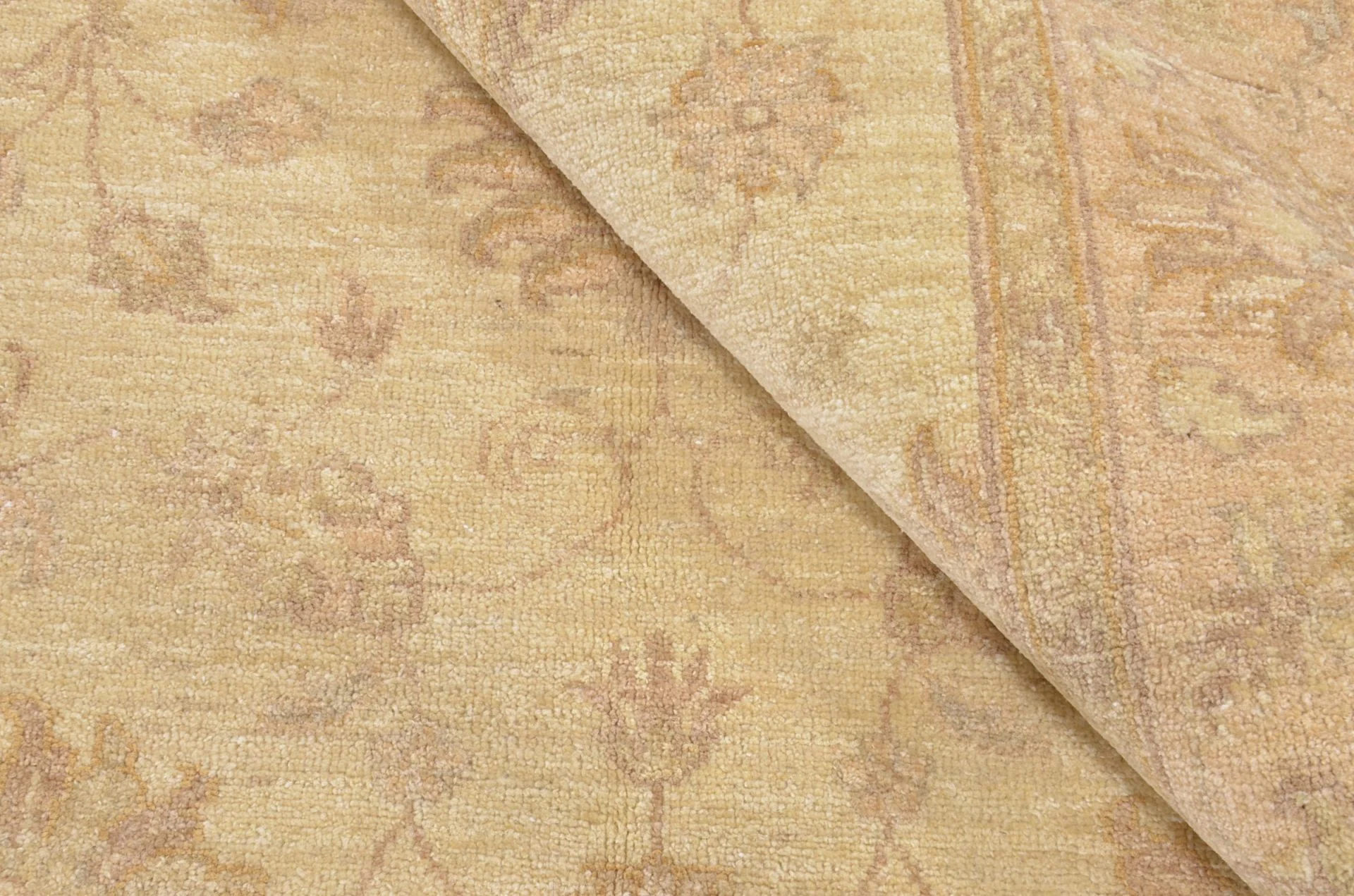 Hand-Knotted Wool Ziegler Pakistani Rug, 145 × 198 cm