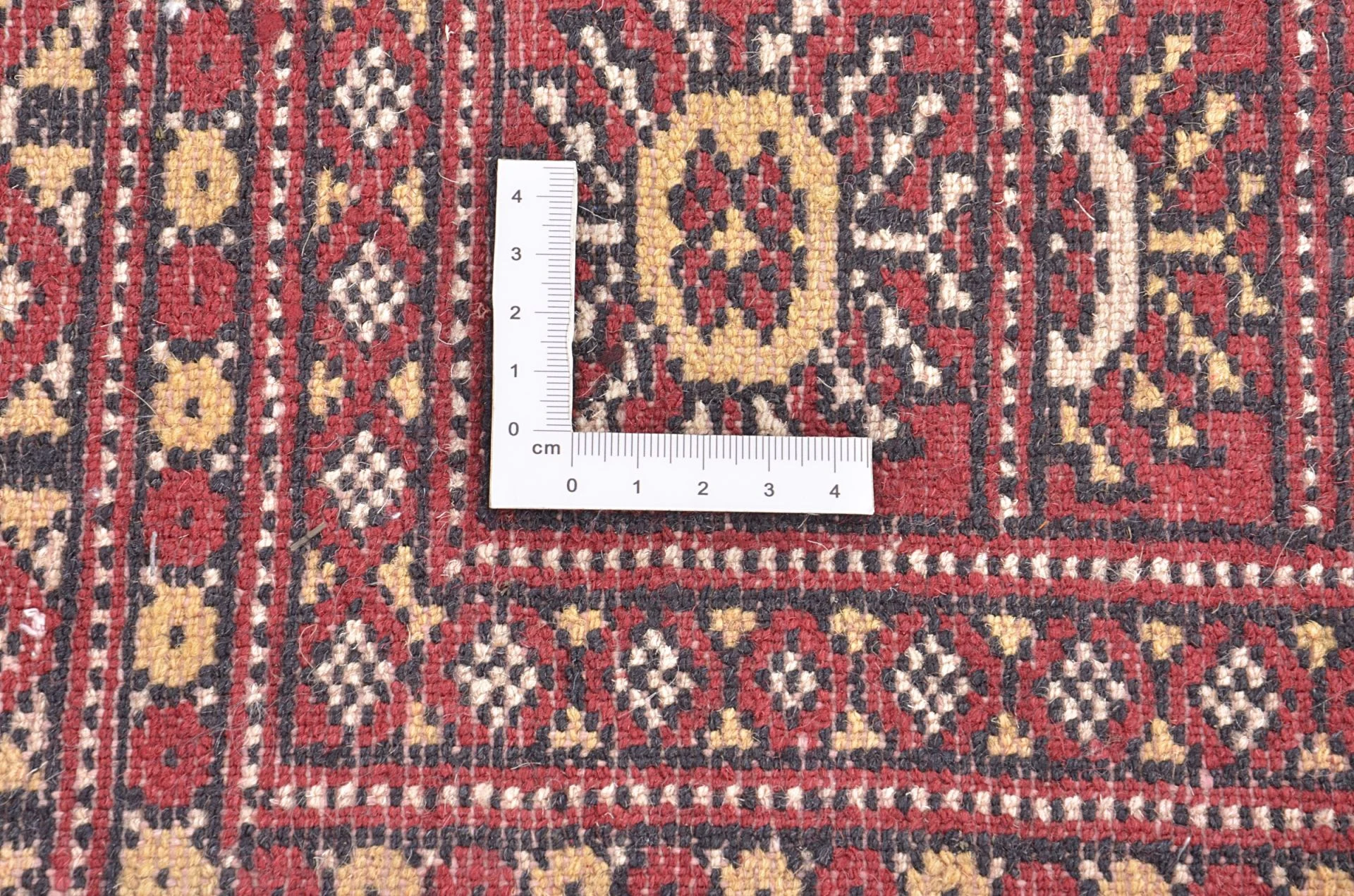 Pakistani Rug 121 × 192 cm, Wool, hand-knotted