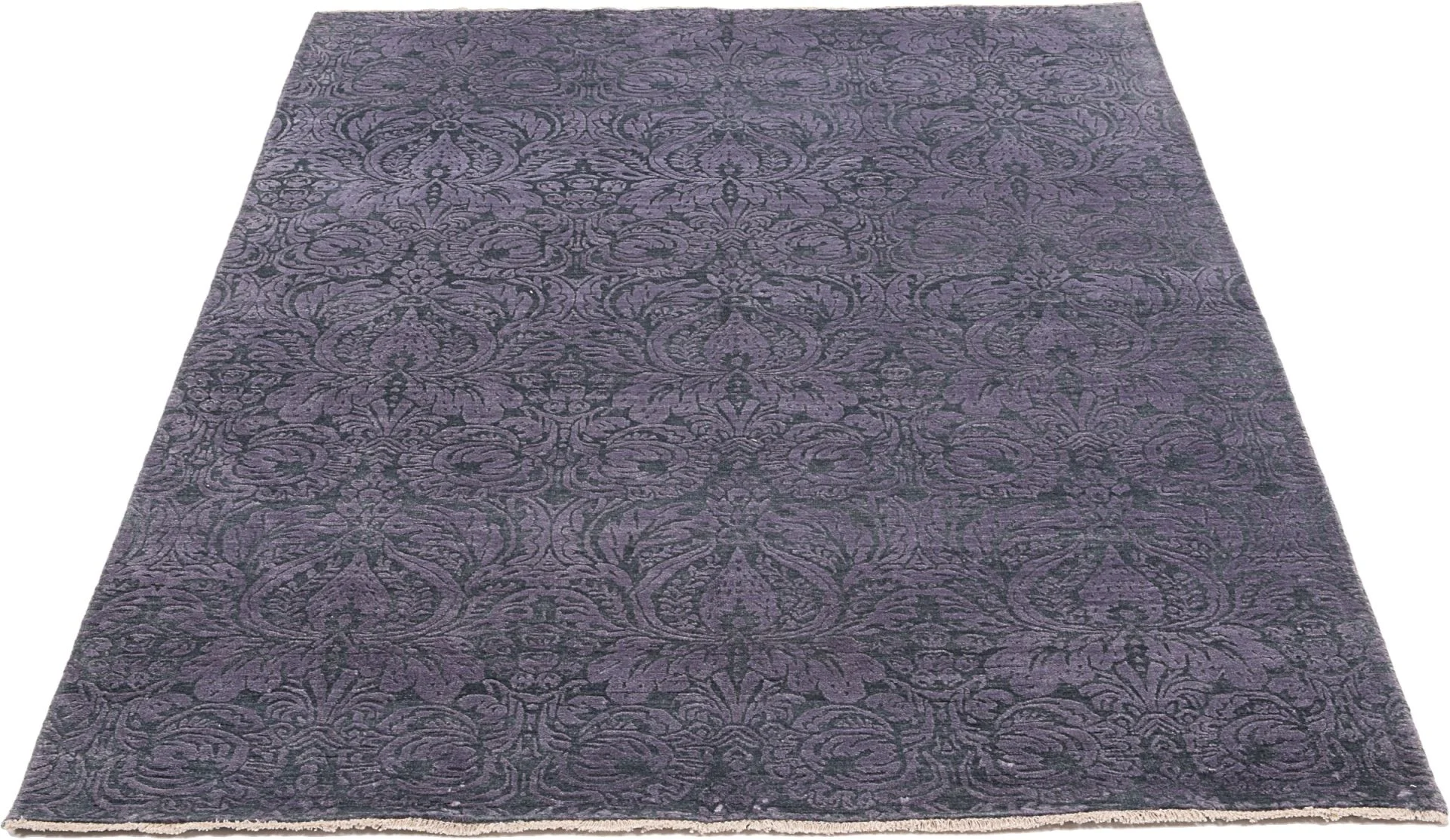 Indian Rug — hand-knotted, 165 × 241 cm, Wool