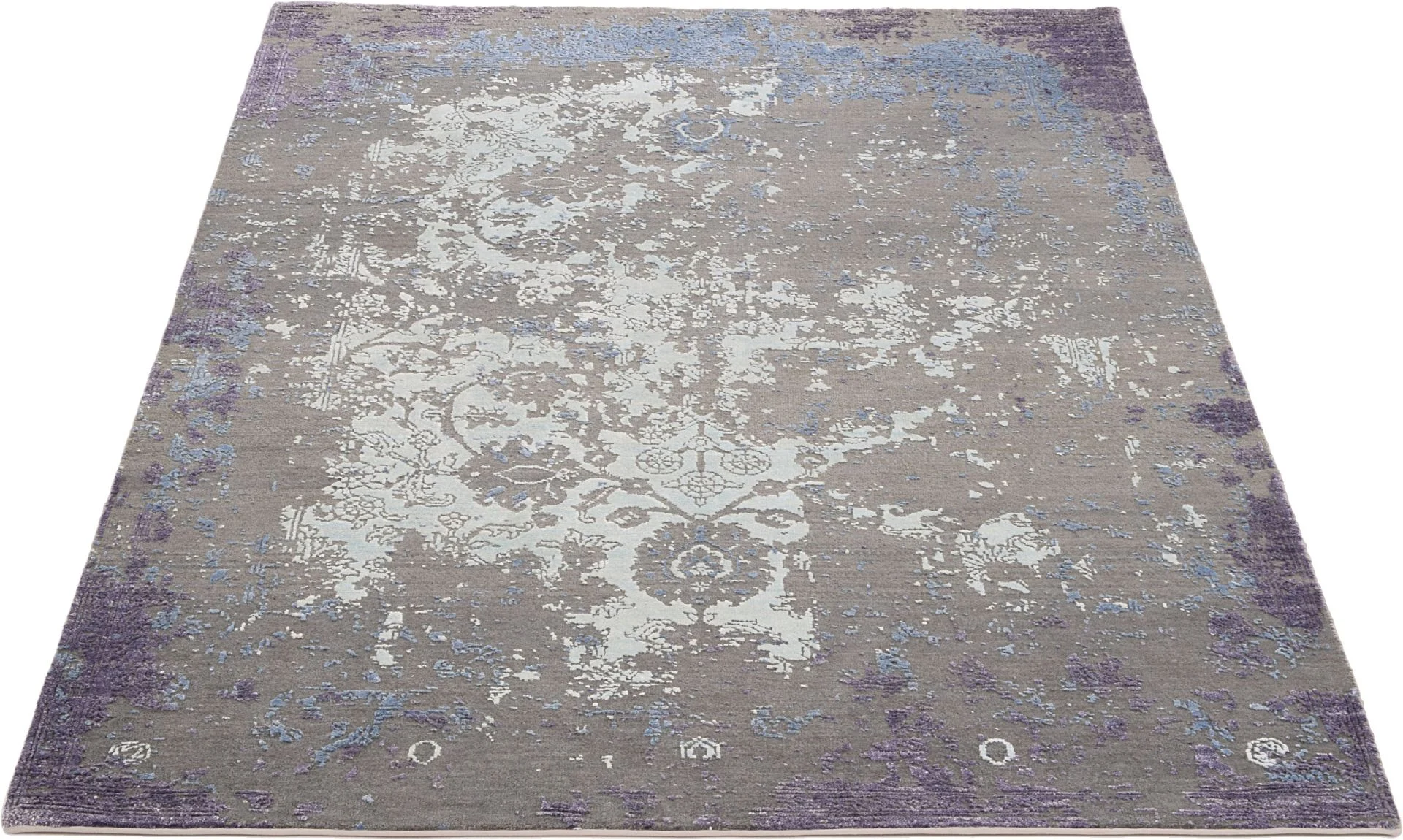 Indian Rug — hand-knotted, 147 × 204 cm, Wool
