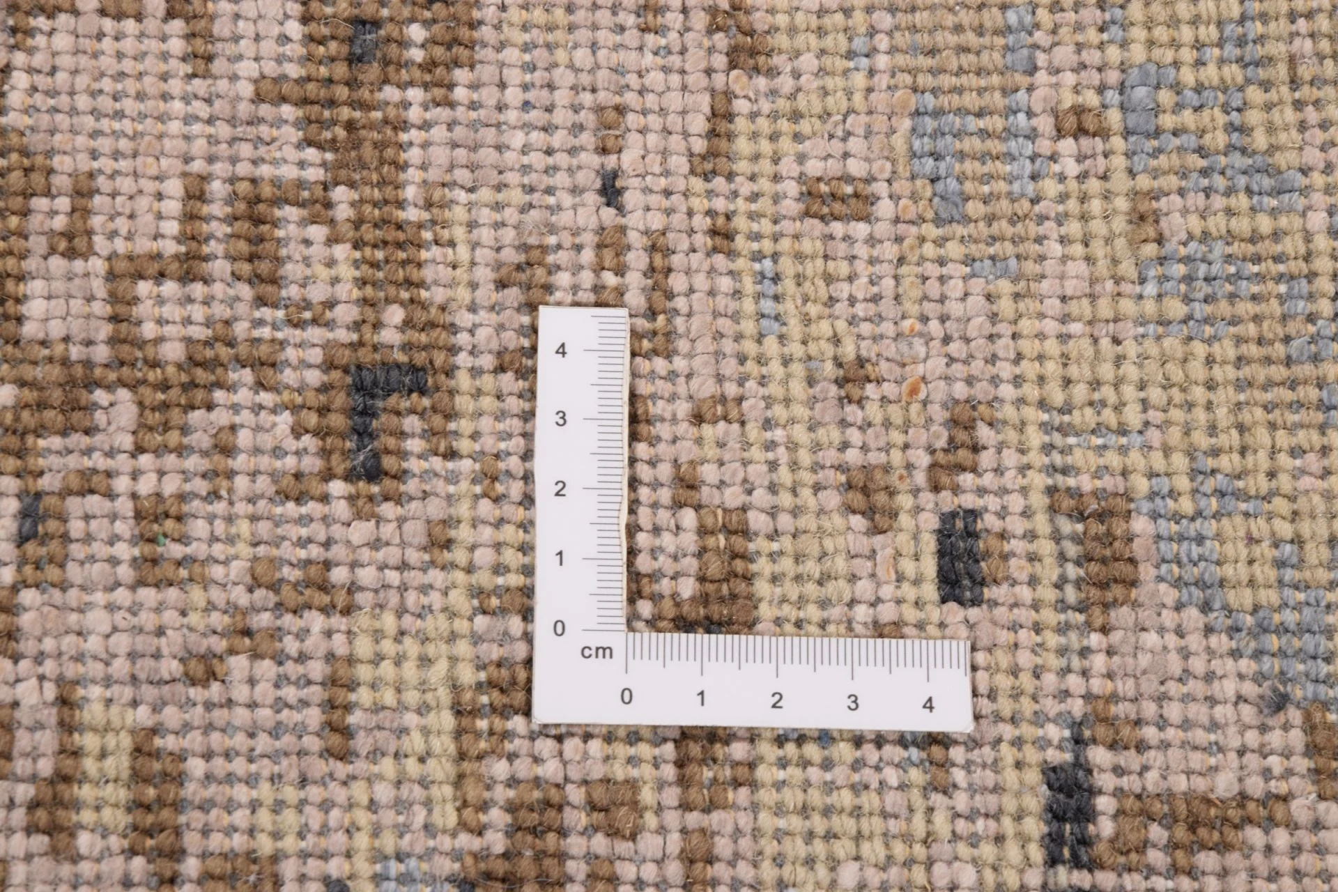 Hand-Knotted Silk Indian Rug, 120 × 186 cm