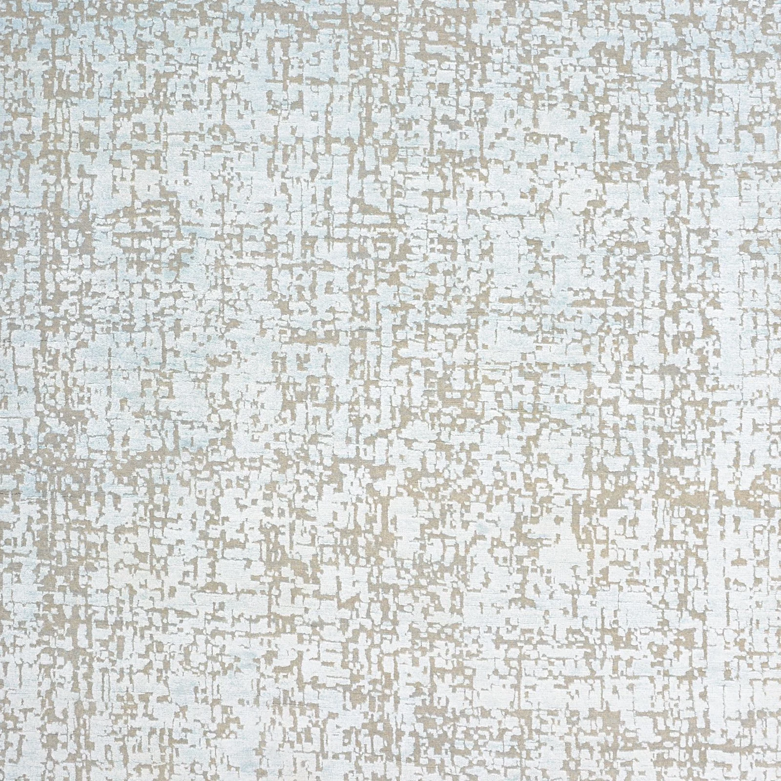 Indian Rug — hand-knotted, 132 × 188 cm