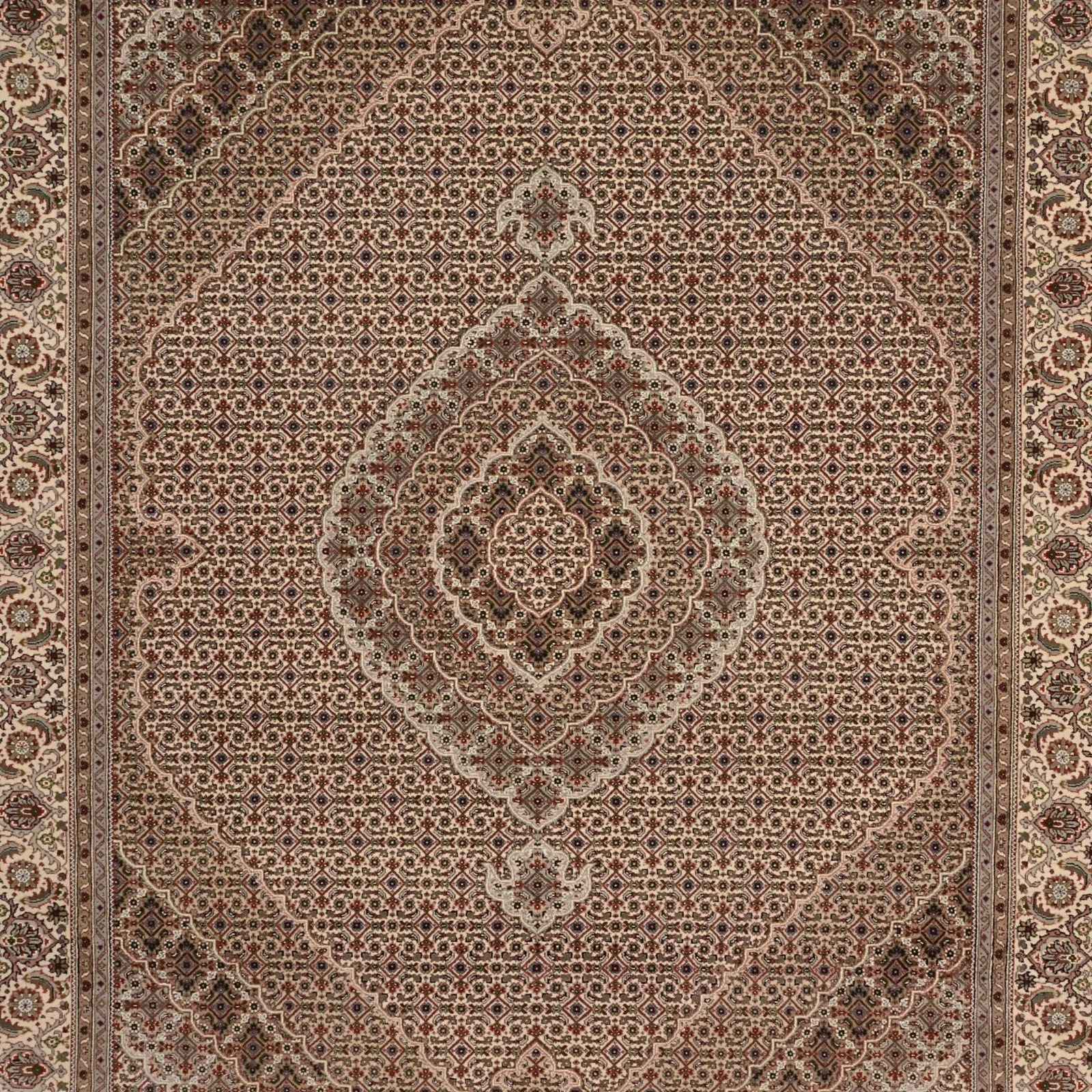 Tabriz Indian Rug 82 × 251 cm, hand-knotted