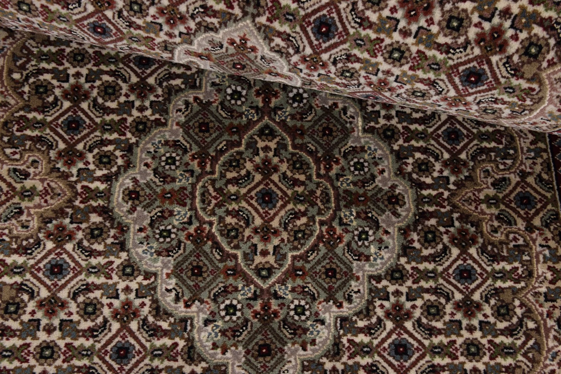 Tabriz Indian Rug — hand-knotted, 81 × 302 cm