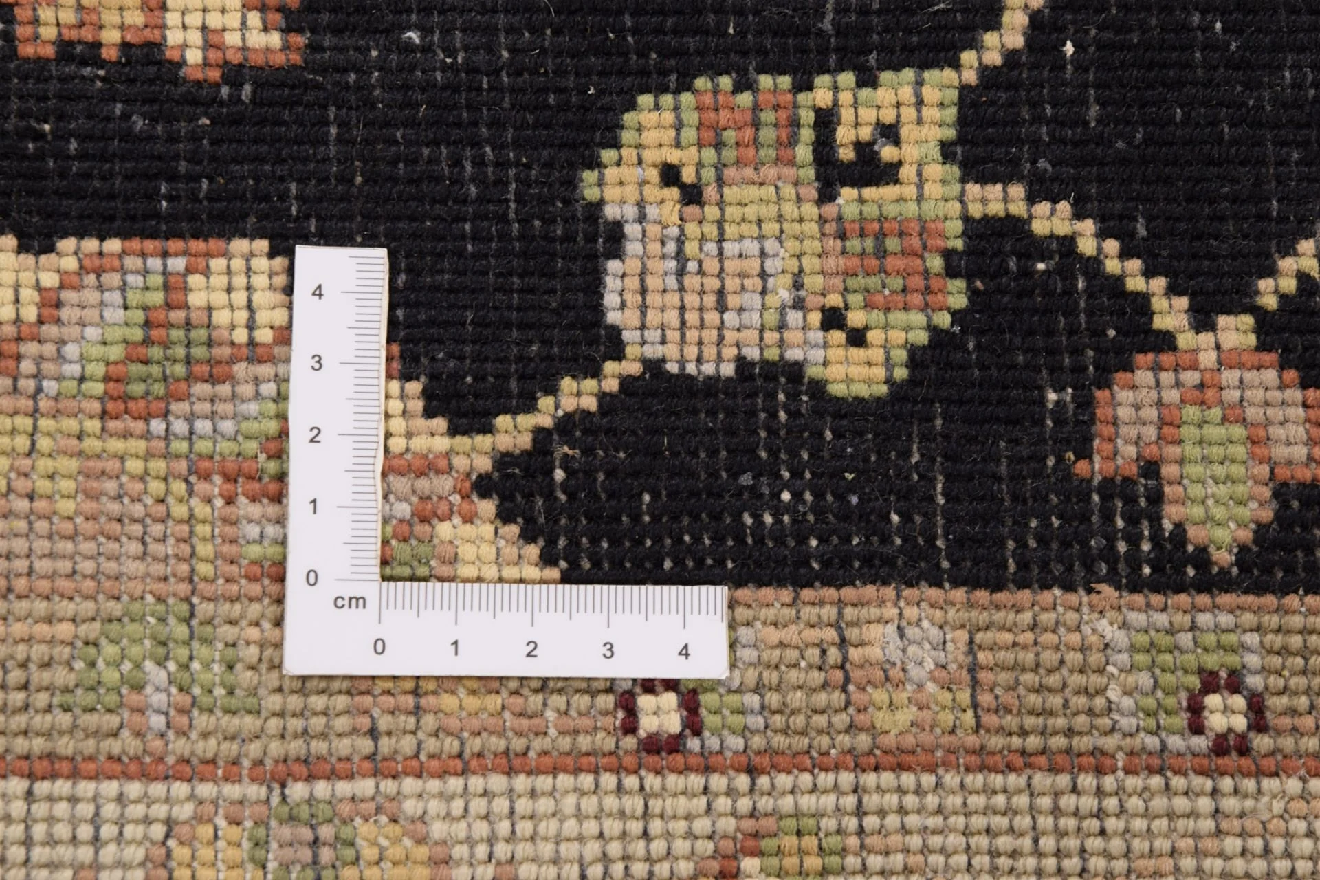 Tabriz Indian Rug — hand-knotted, 83 × 305 cm