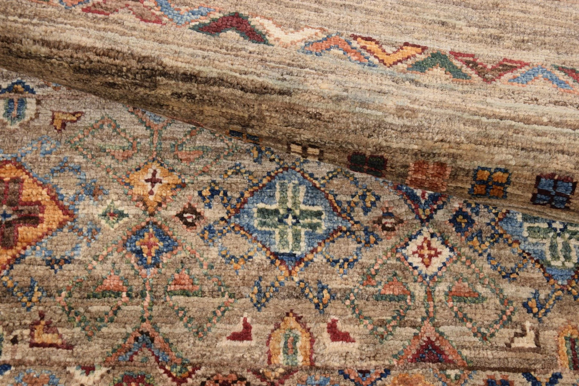Hand-Knotted Wool Samarkand Pakistani Rug, 81 × 296 cm