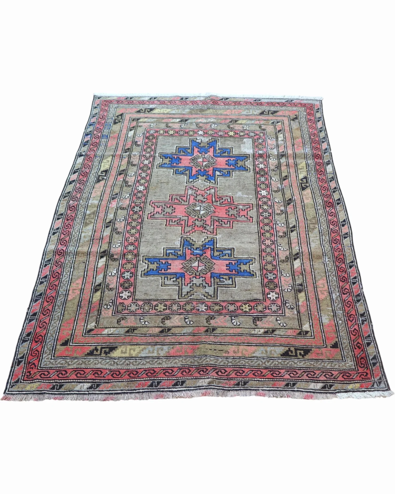 Hand-Knotted Wool Bakhtiari Persian Rug, 185 × 117 cm