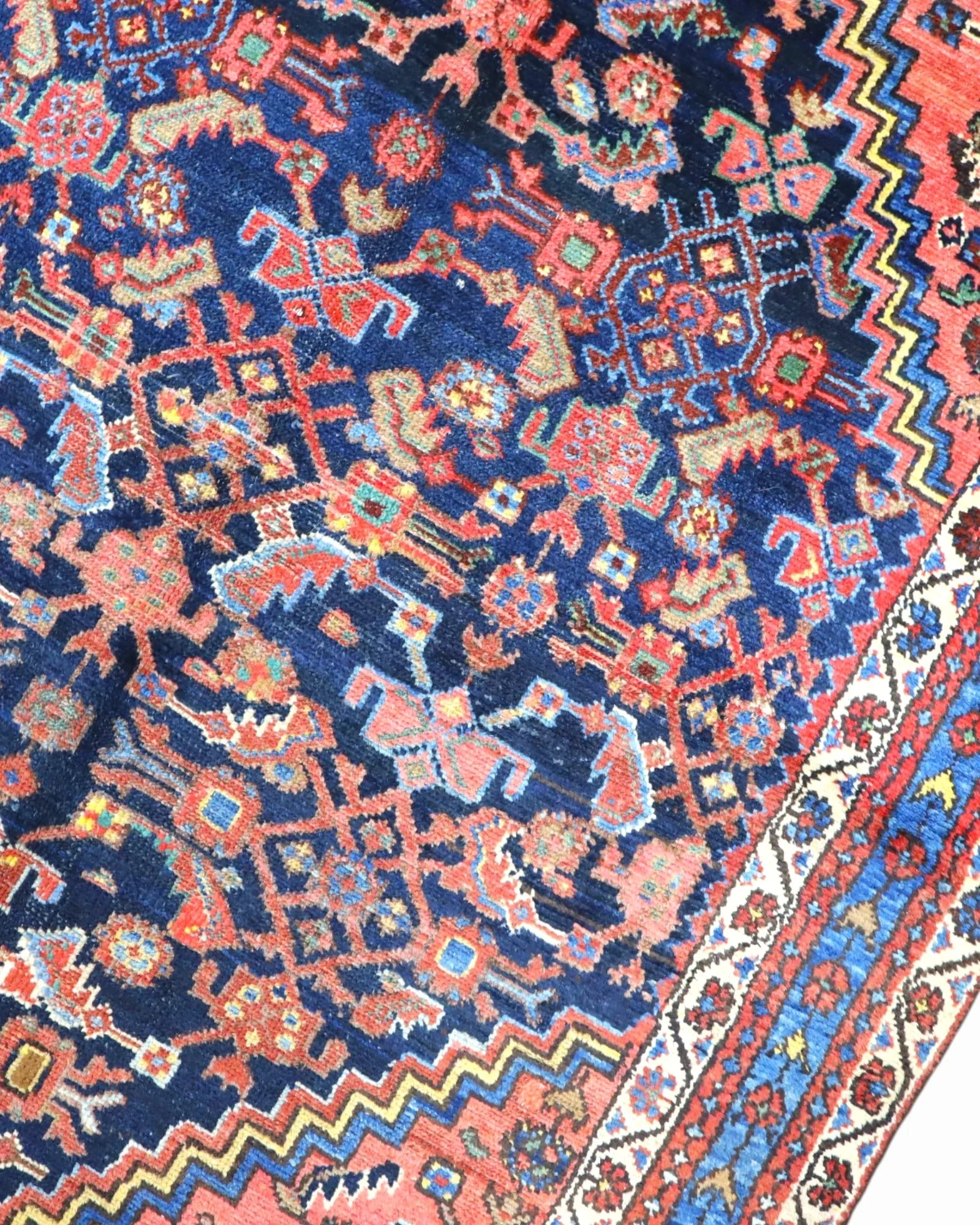 Malayer Persian Rug — hand-knotted, 197 × 129 cm, Wool