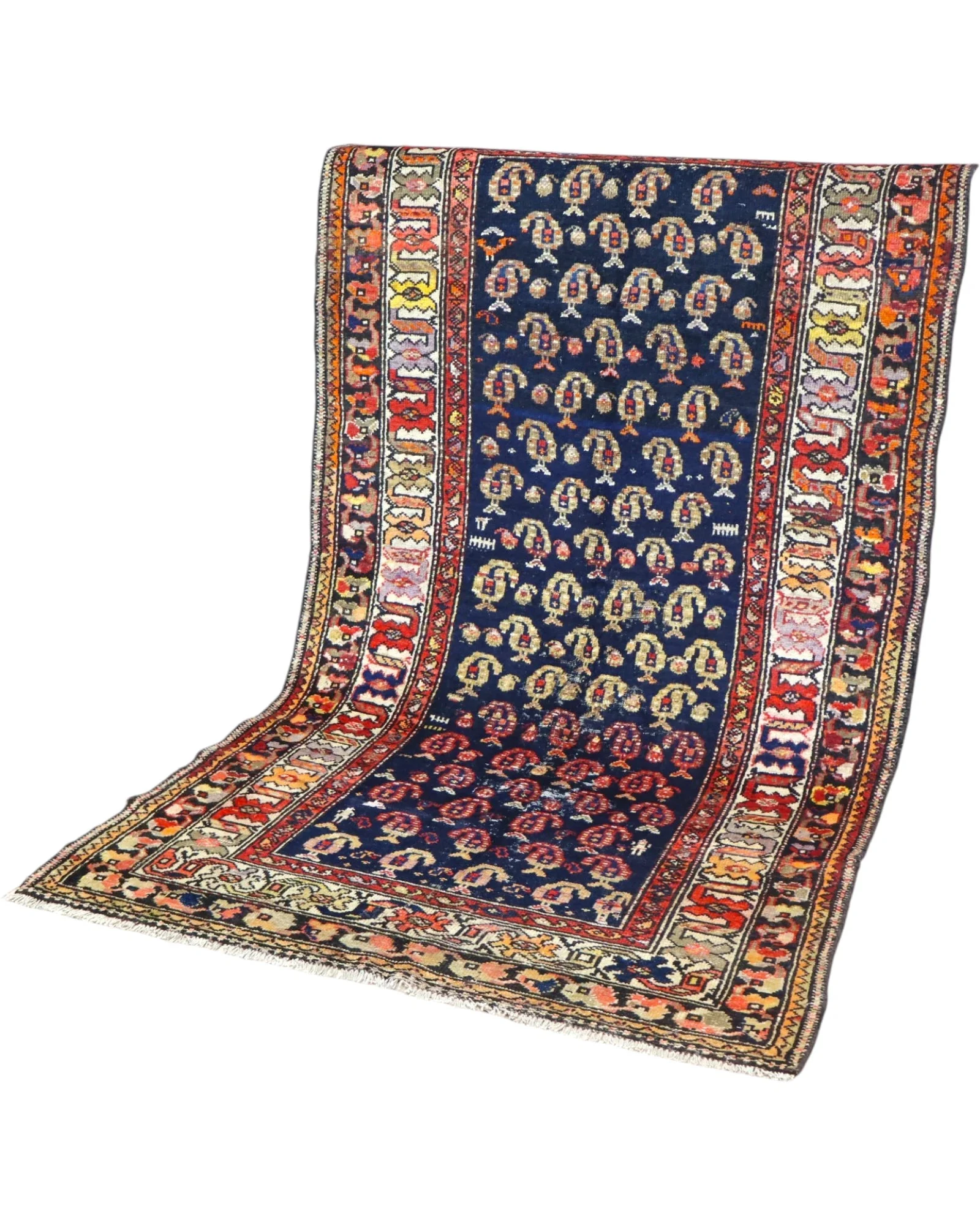 Bakhtiari Persian Rug 205 × 125 cm, Wool, hand-knotted