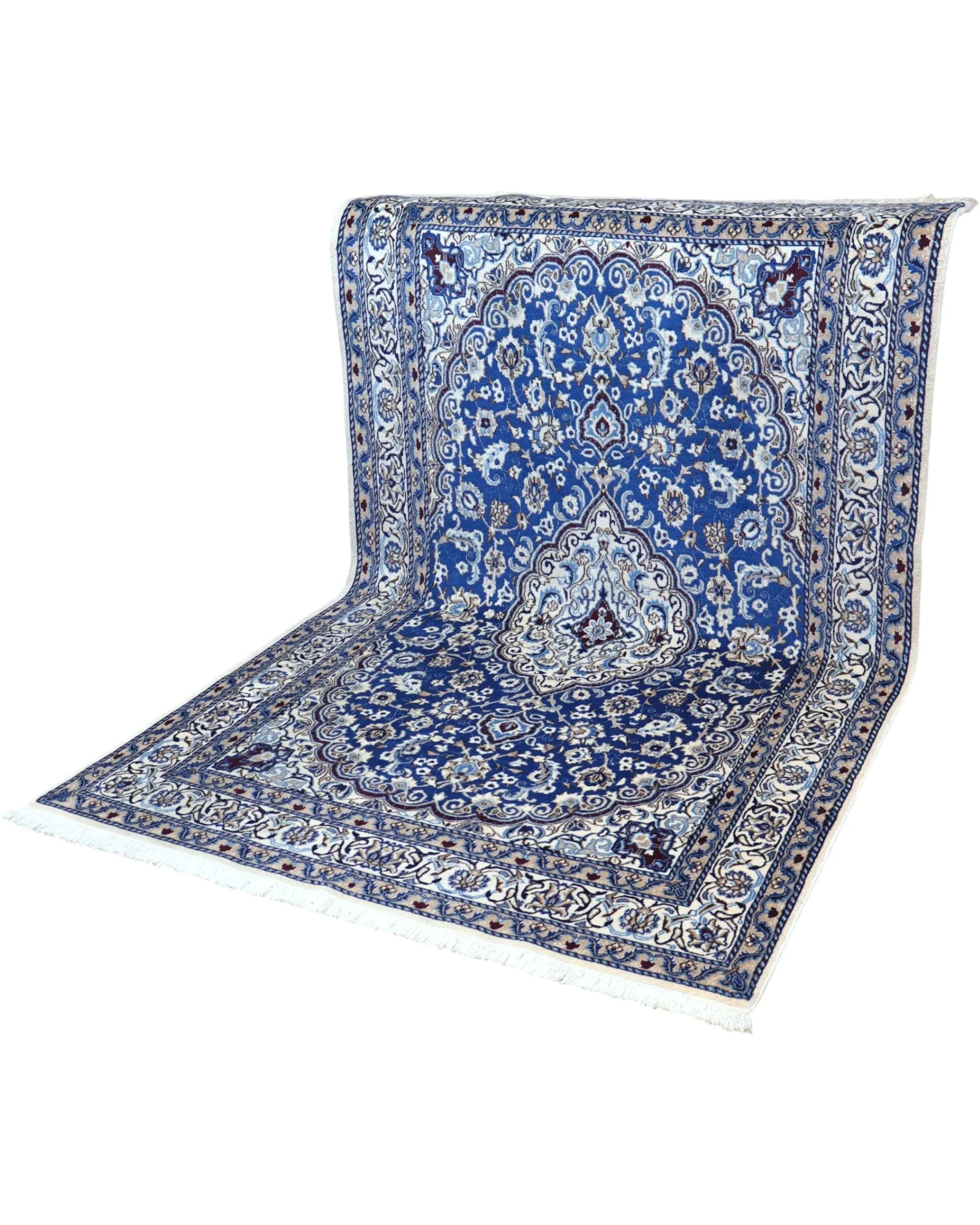 Nain Persian Rug — hand-knotted, 242 × 156 cm, Wool