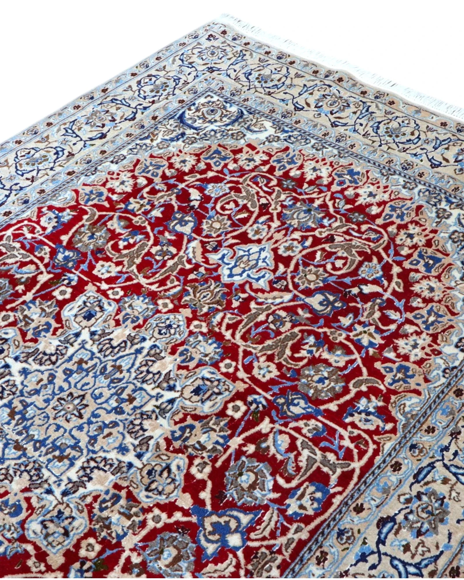 Nain Persian Rug — hand-knotted, 261 × 151 cm, Wool