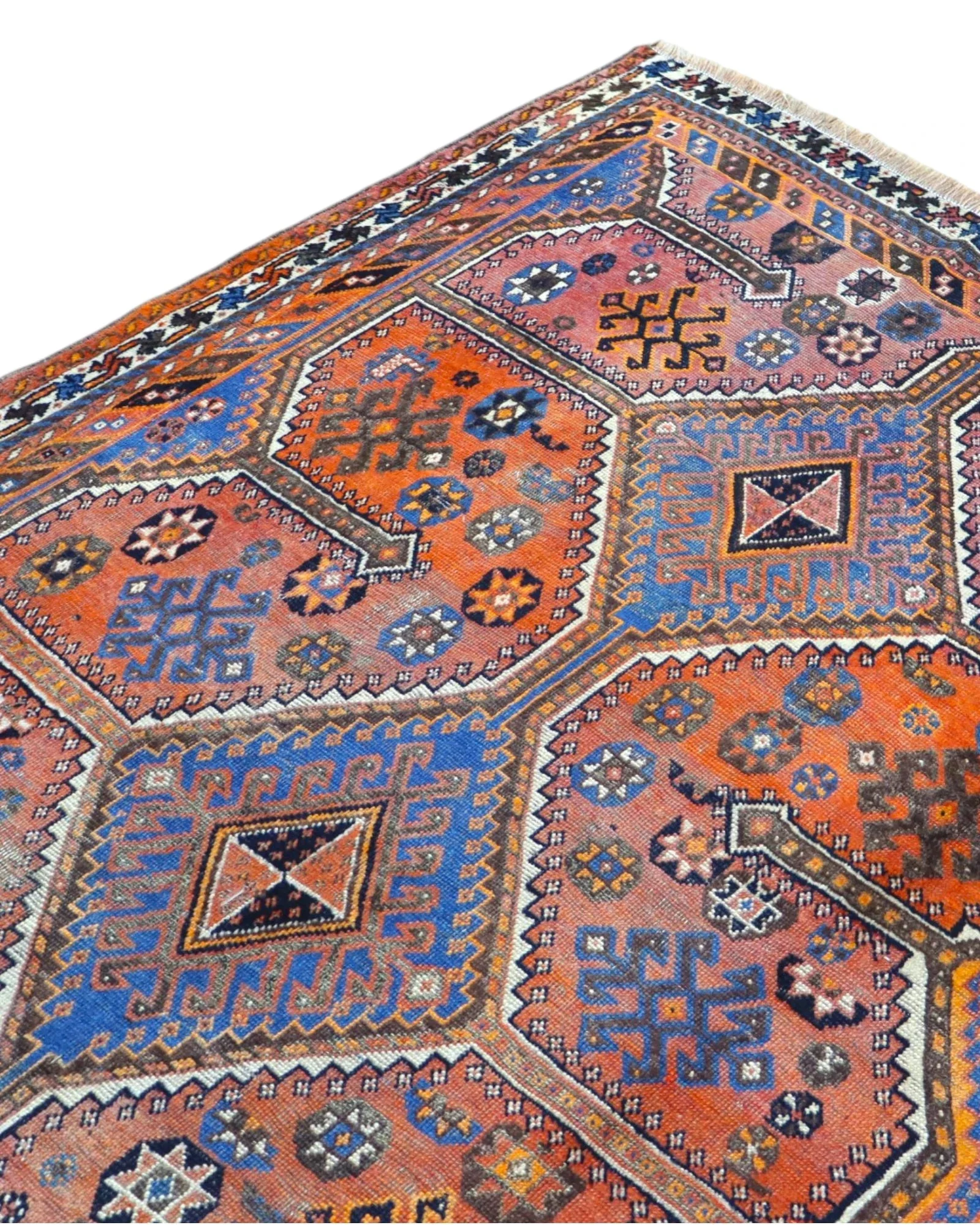 Persian Rug — hand-knotted, 237 × 160 cm, Wool