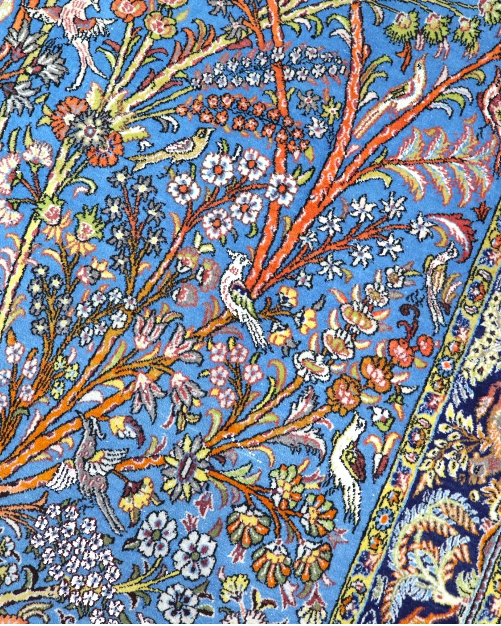 Qom Persian Rug 281 × 180 cm, Wool, hand-knotted