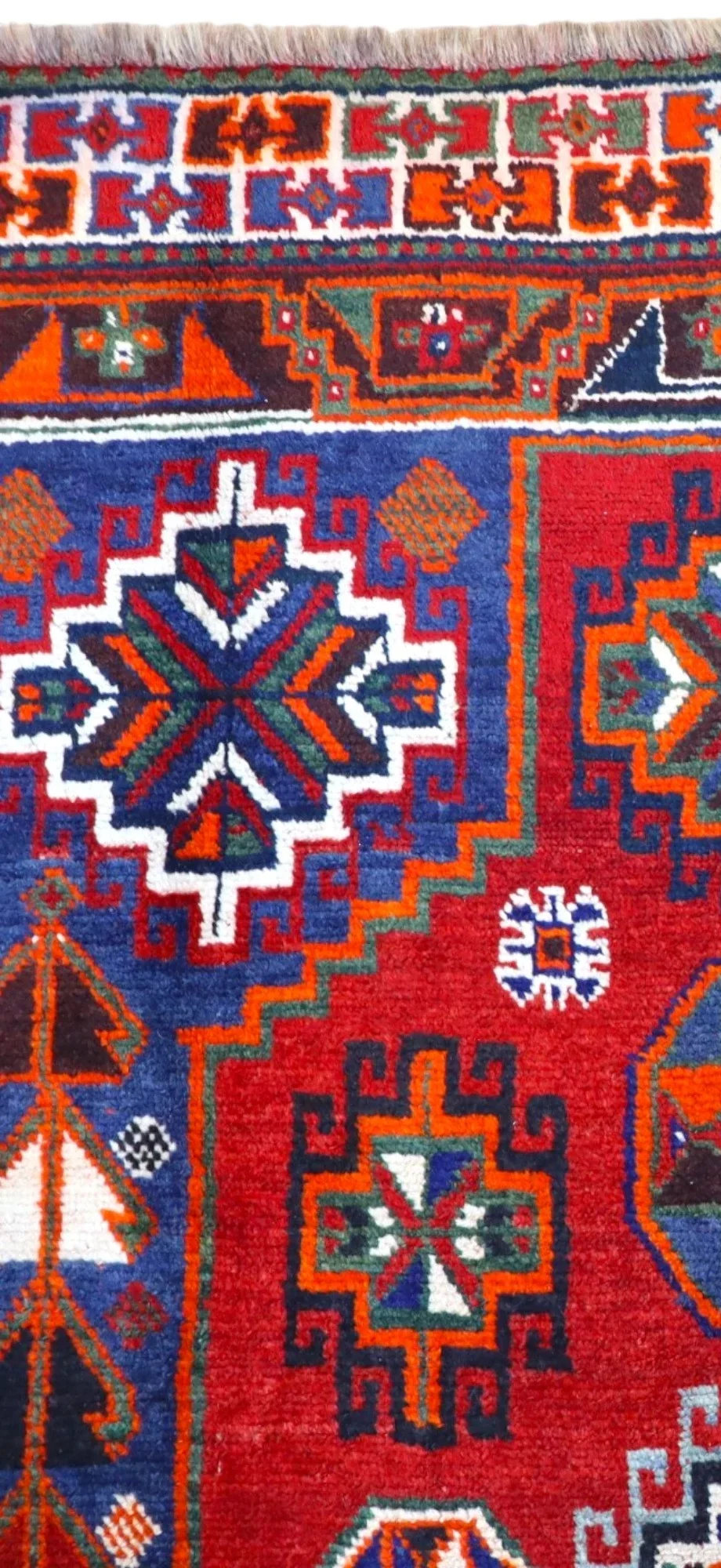 Hand-Knotted Wool Hamadan Persian Rug, 233 × 160 cm