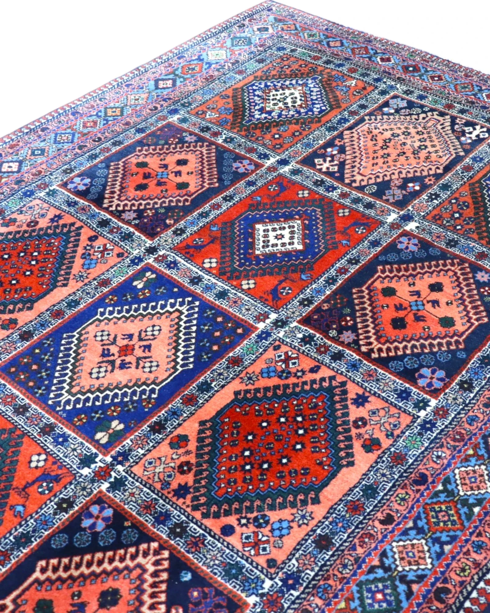 Persian Rug — hand-knotted, 244 × 155 cm, Wool