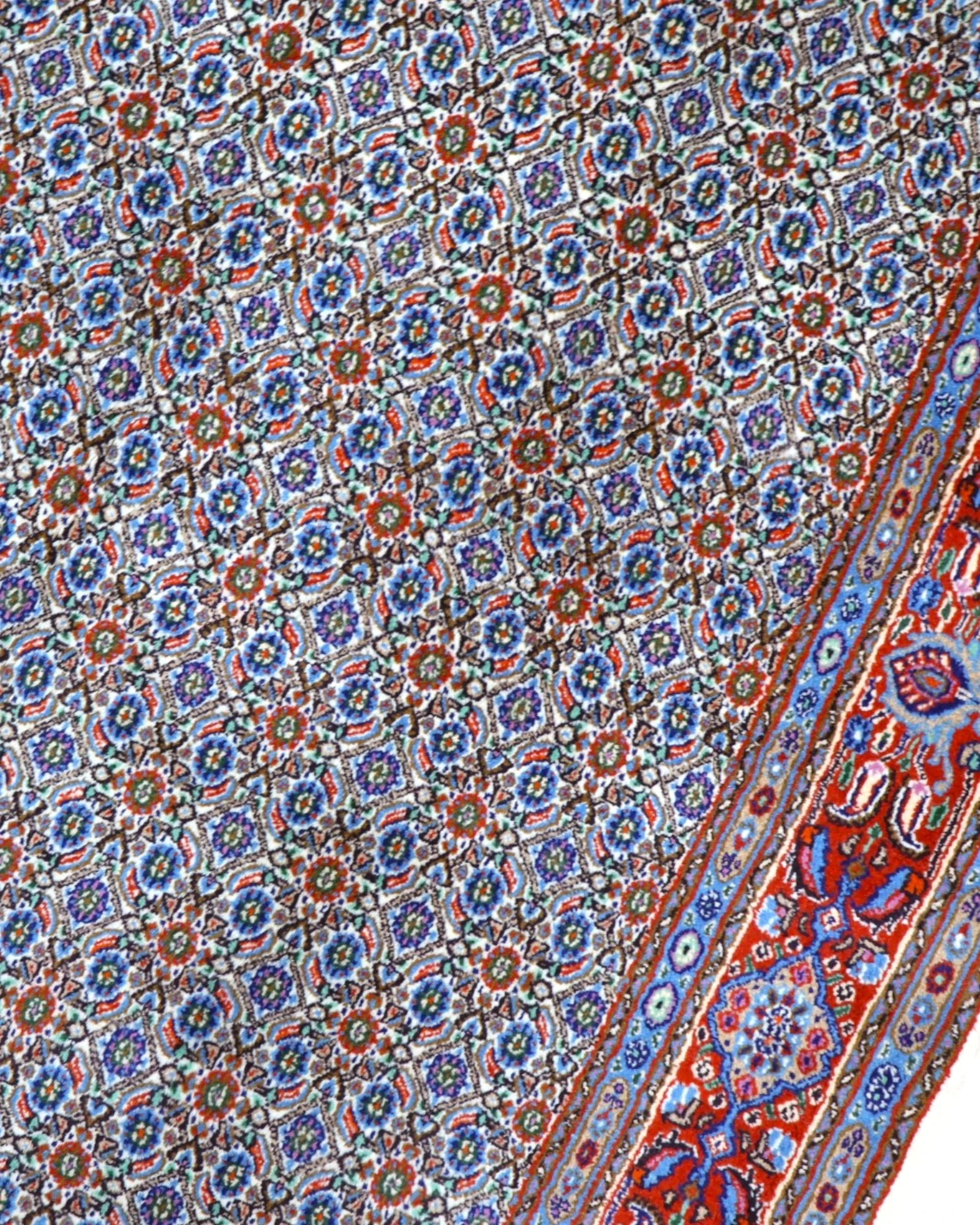 Moud Persian Rug 250 × 155 cm, Wool, hand-knotted