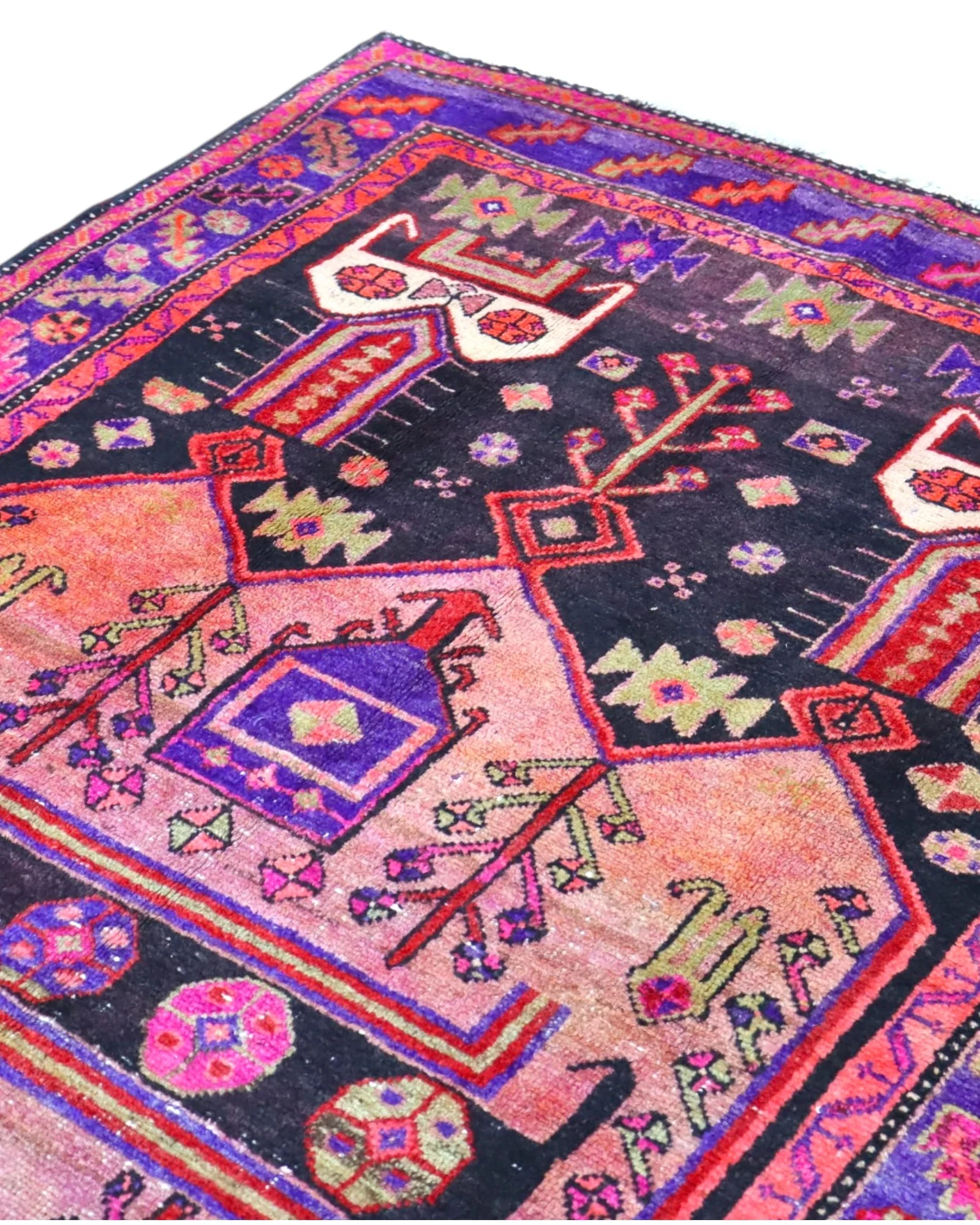 Hand-Knotted Wool Hamadan Persian Rug, 236 × 145 cm