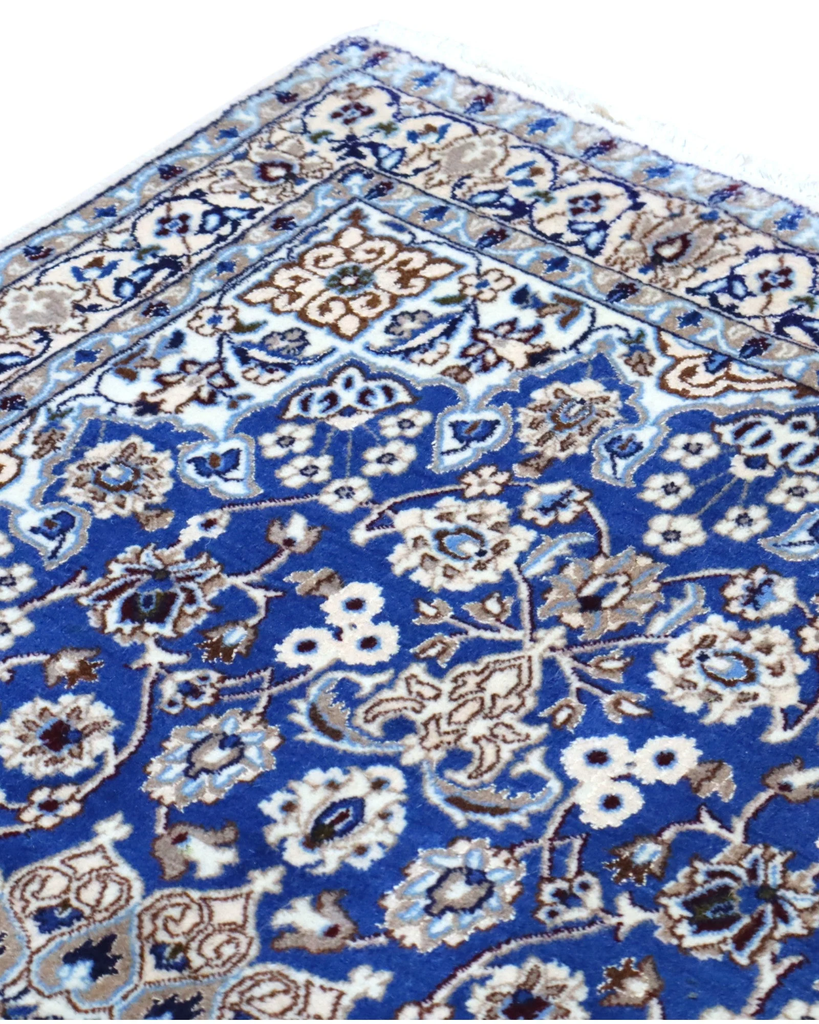 Nain Persian Rug — hand-knotted, 201 × 118 cm, Wool & Silk