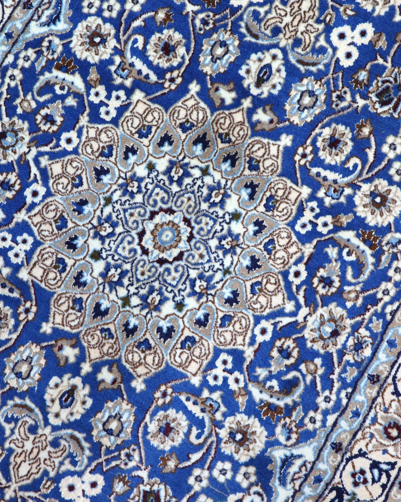Nain Persian Rug — hand-knotted, 201 × 118 cm, Wool & Silk