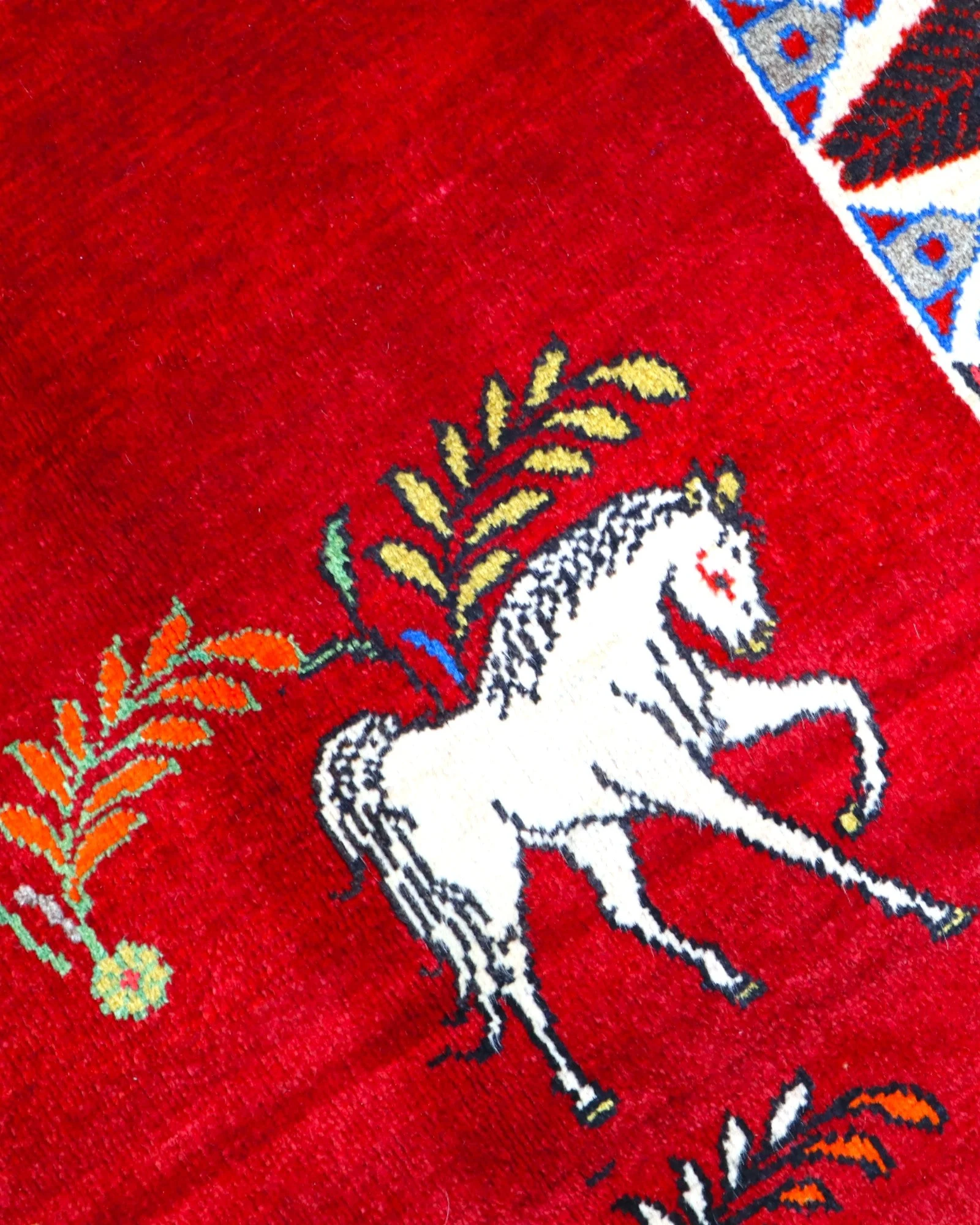 Persian Rug — hand-knotted, 185 × 111 cm, Wool