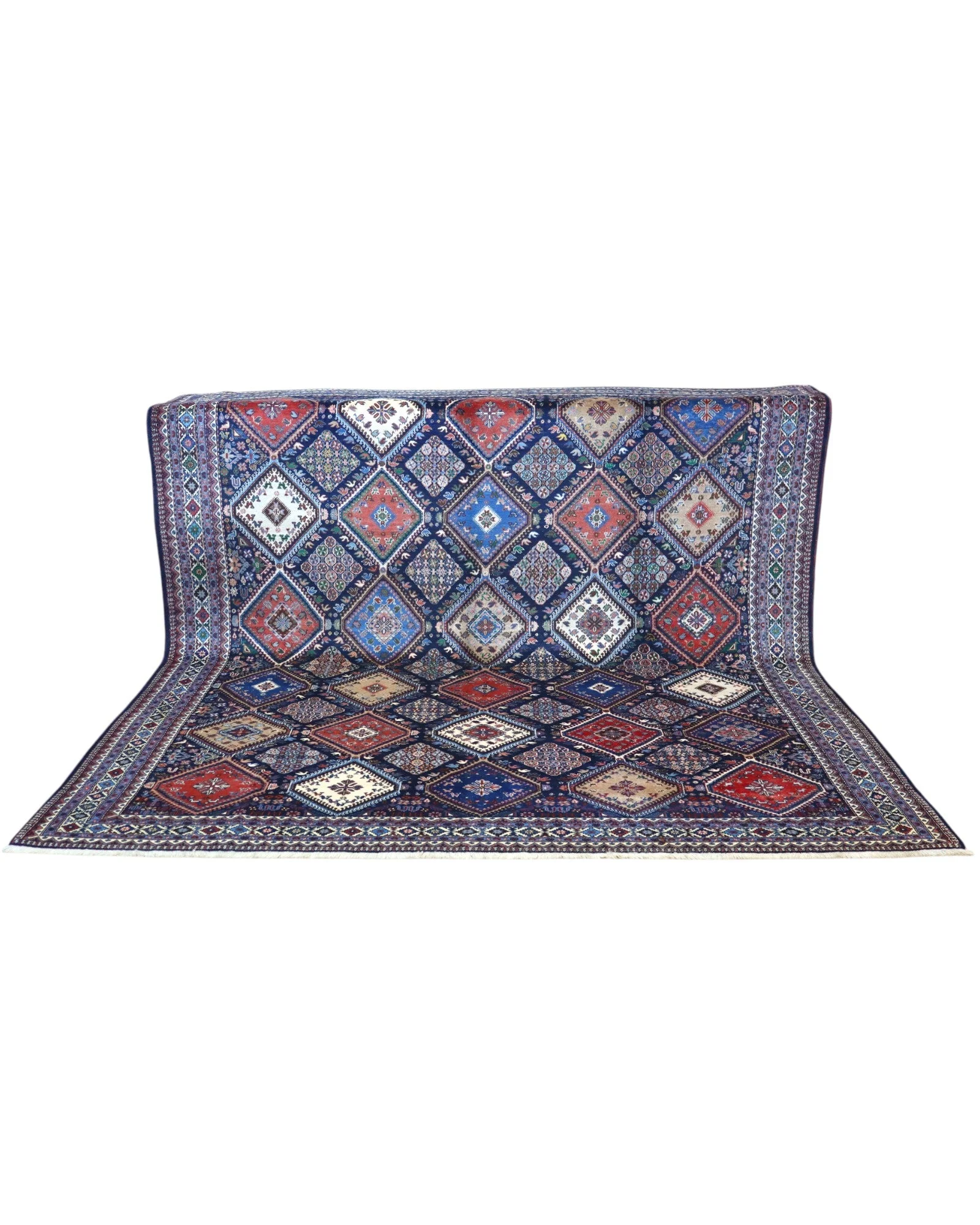 Persian Rug 268 × 244 cm, Wool, hand-knotted