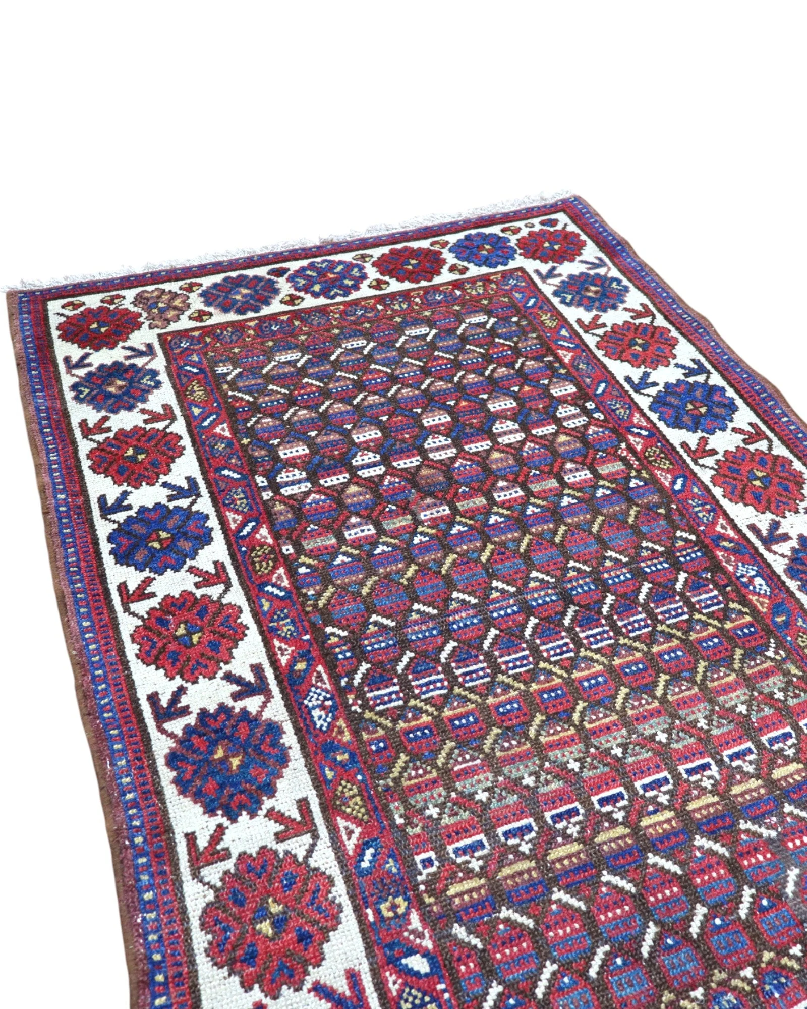 Hand-Knotted Wool Bakhtiari Persian Rug, 267 × 90 cm