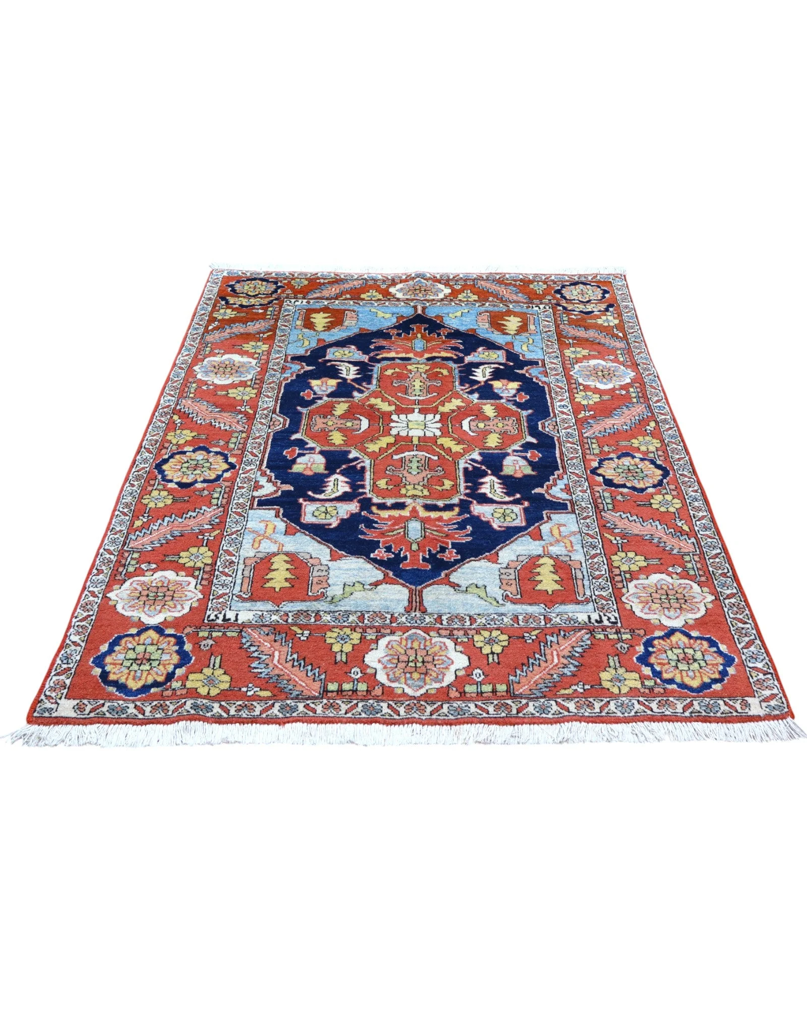 Hand-Knotted Wool Heriz Persian Rug, 205 × 150 cm