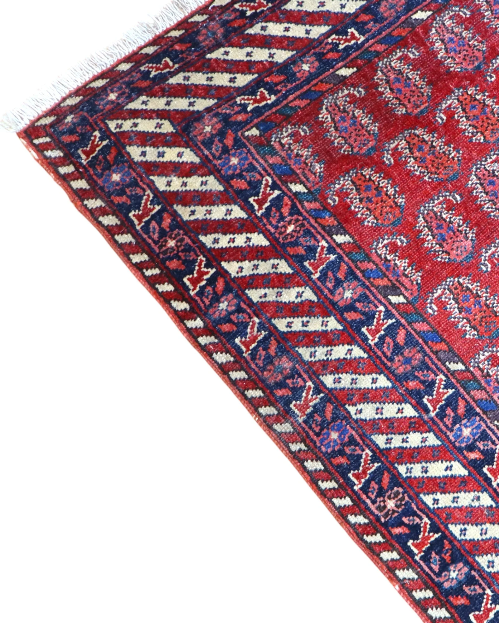 Hand-Knotted Wool Bakhtiari Persian Rug, 322 × 85 cm